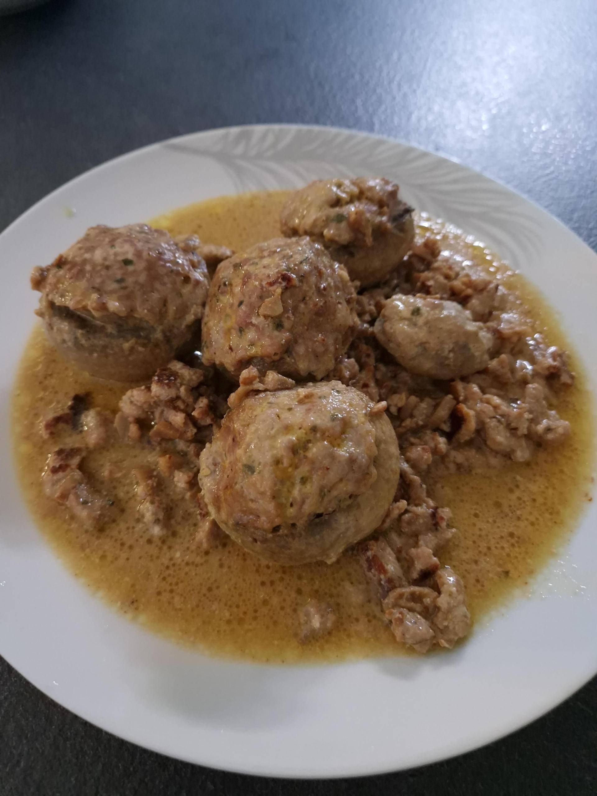 Champignons farcis avec de la chair à saucisses - Recepten Cookeo | Moulinex