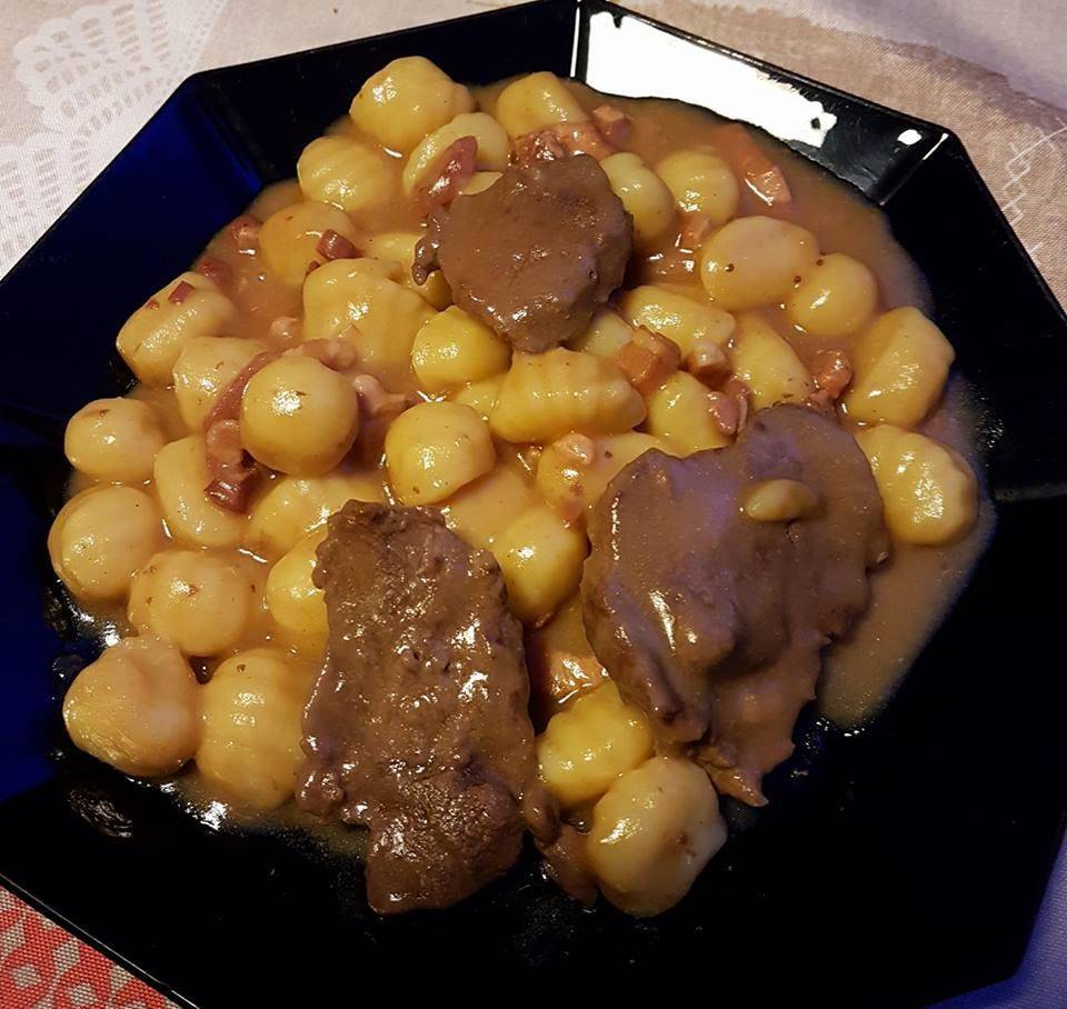 Sauté de boeuf, sauce au foie gras et gnocchi - Recepten Cookeo | Moulinex