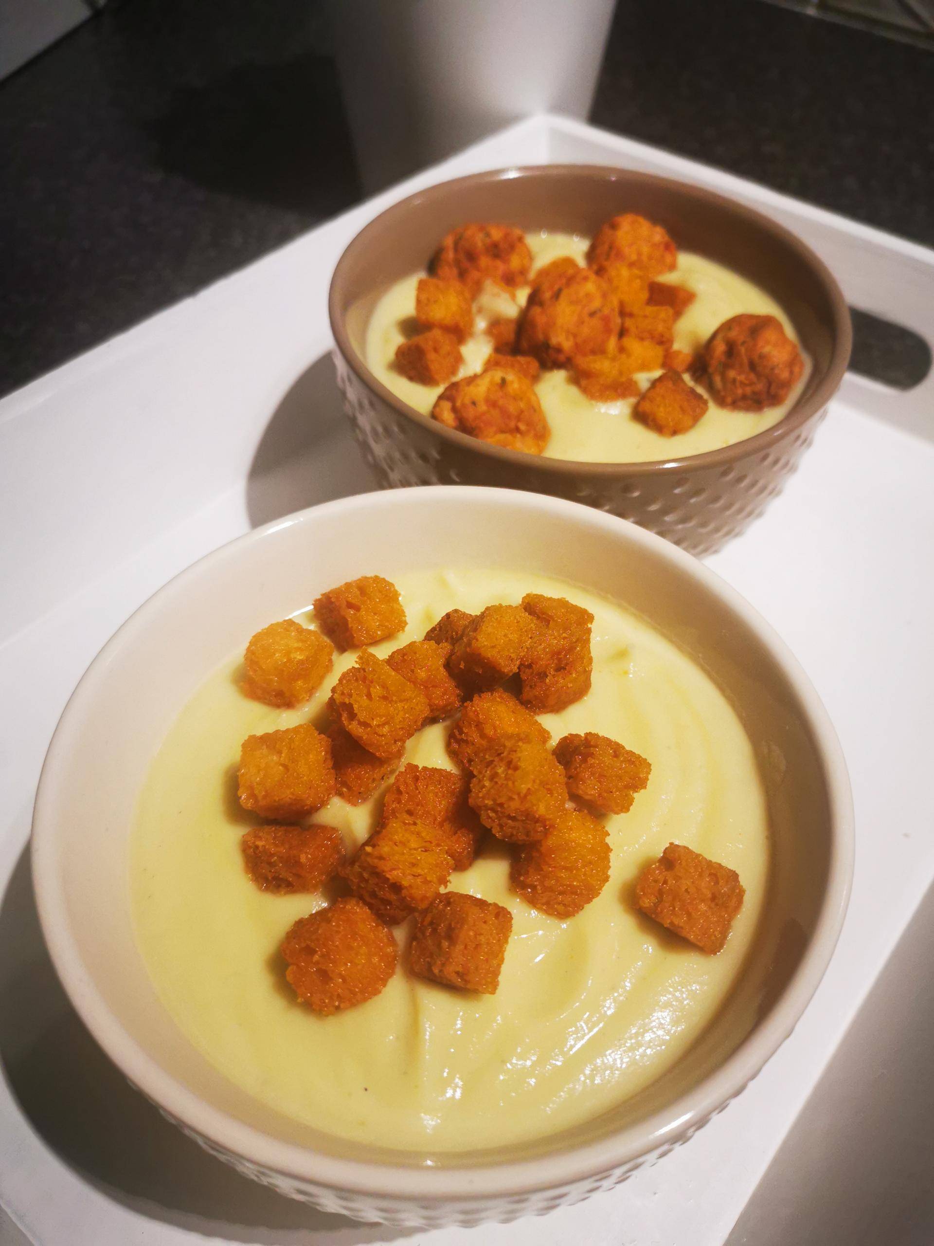 Velouté de chou-fleur au curry façon mousseline - Recette Companion Connect XL | Moulinex