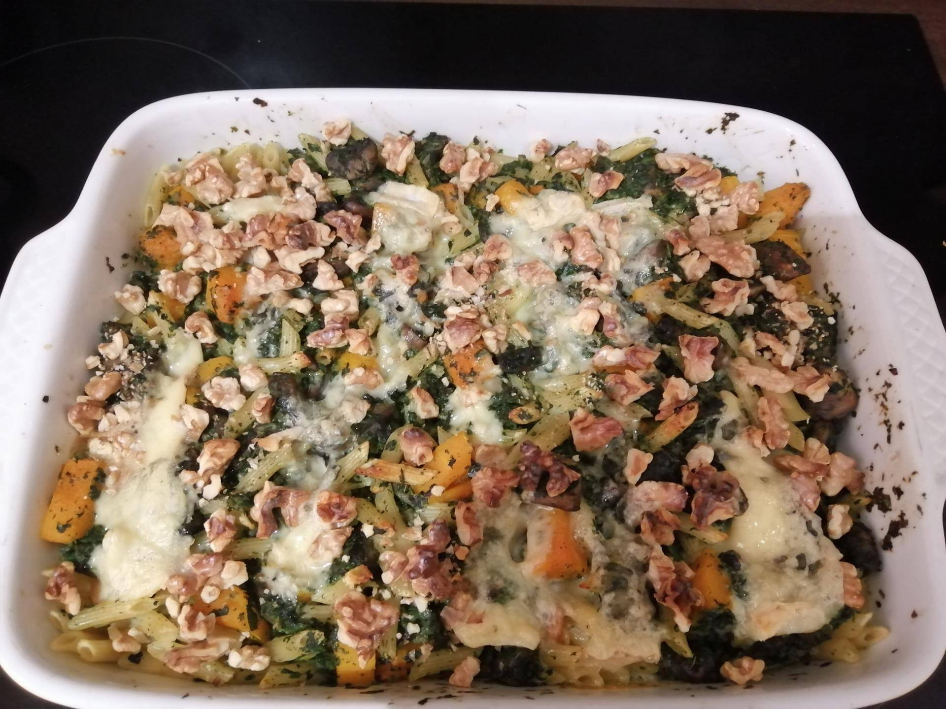 Gratin de pennes, butternut, épinards, bleu d'Auvergne, noix - Recepten Companion XL | Moulinex