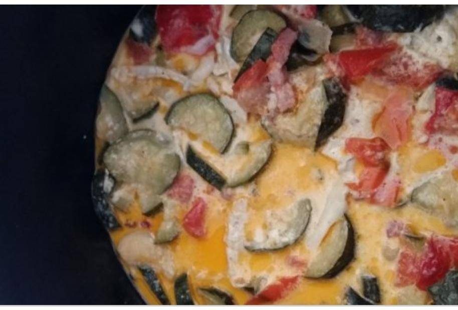 Courgettes au chèvre, lardons et tomates au cookeo - Recepten Cookeo | Moulinex