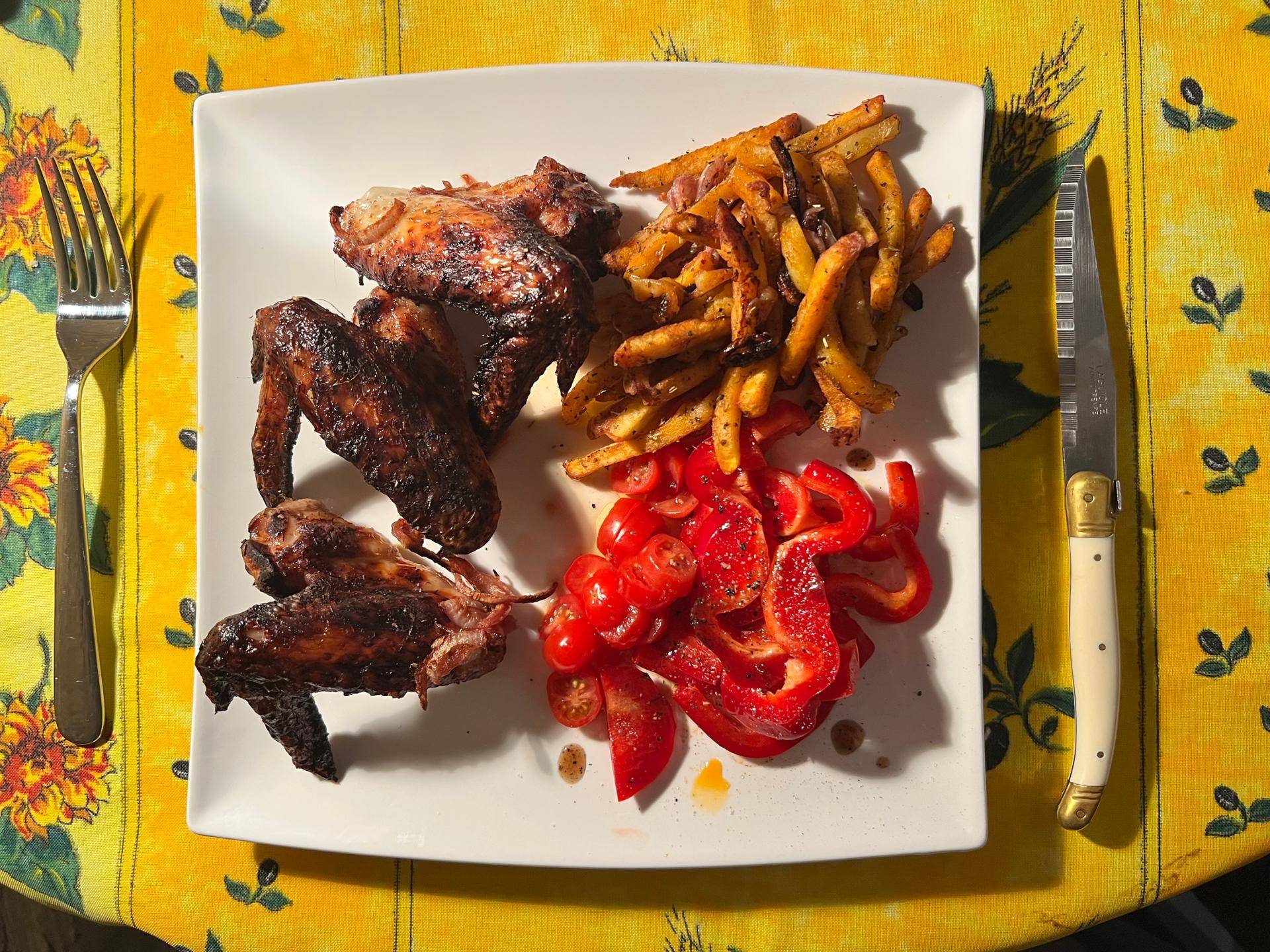 Les ailes de poulet avec frites congelées - Recepten Cookeo V3 | Moulinex