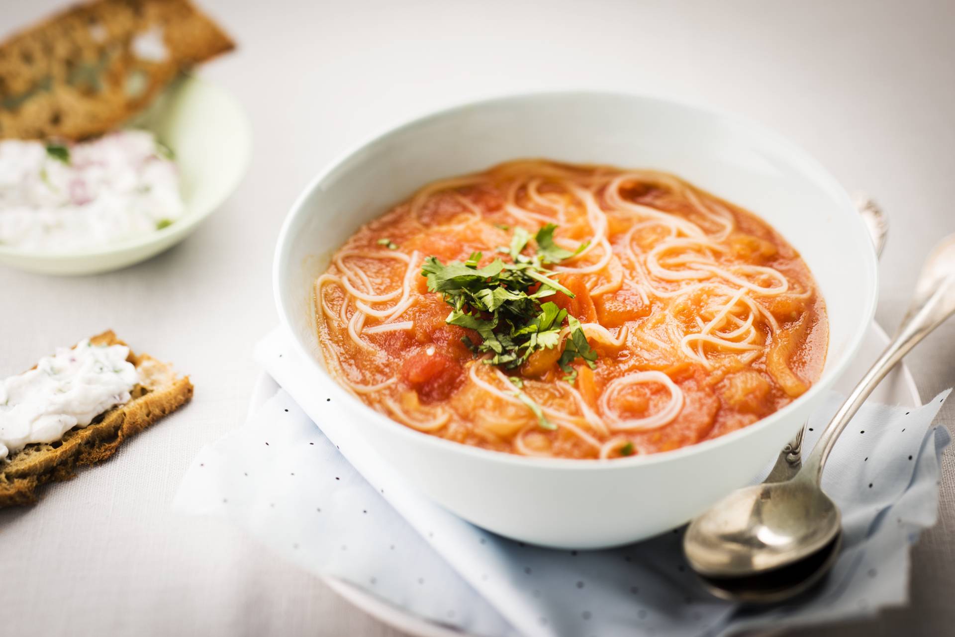 Soupe tomate et citronnelle - Recette Cookeo | Moulinex