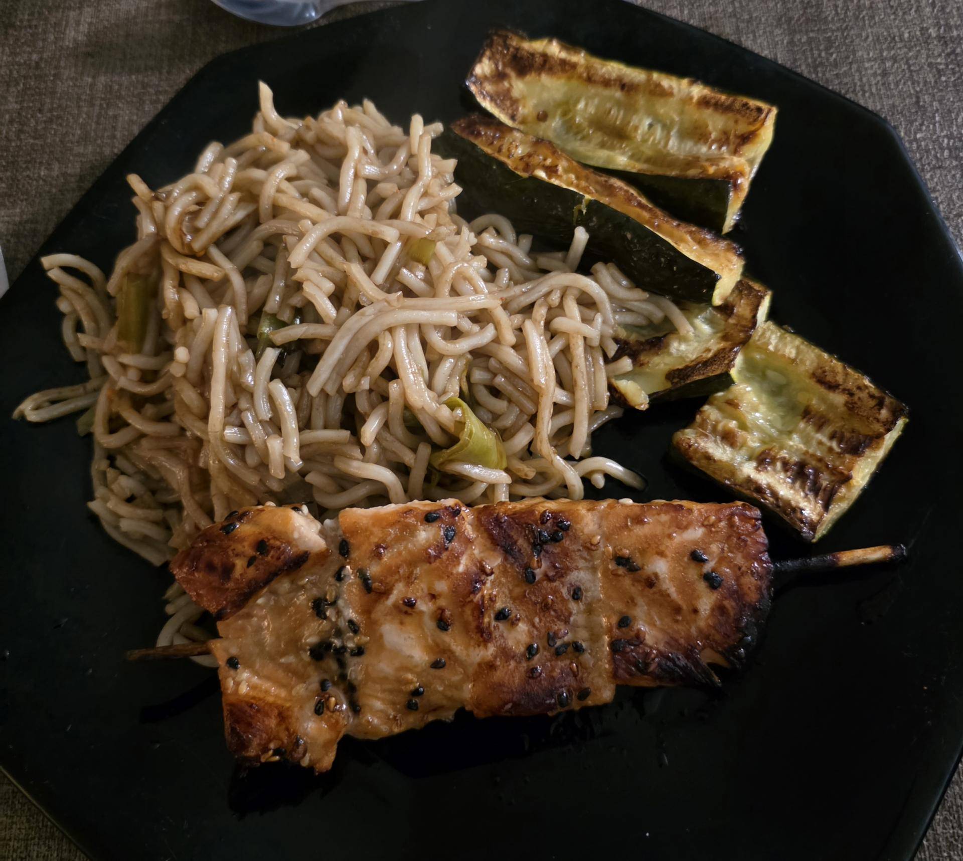 Brochettes de saumon Thaï - Recette Cookeo Infinity Autostir | Moulinex