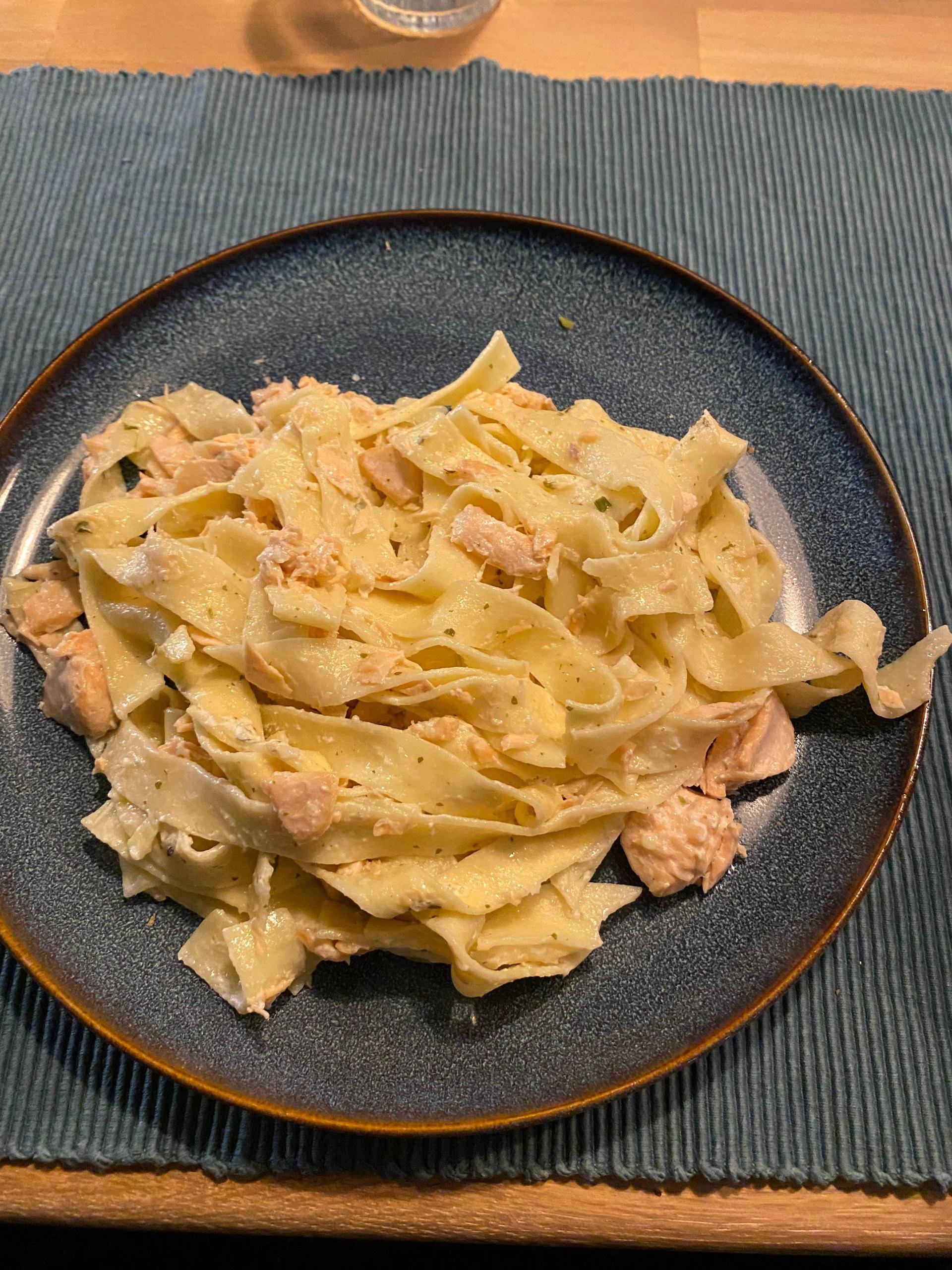 Tagliatelles au saumon - Recepten Cookeo | Moulinex
