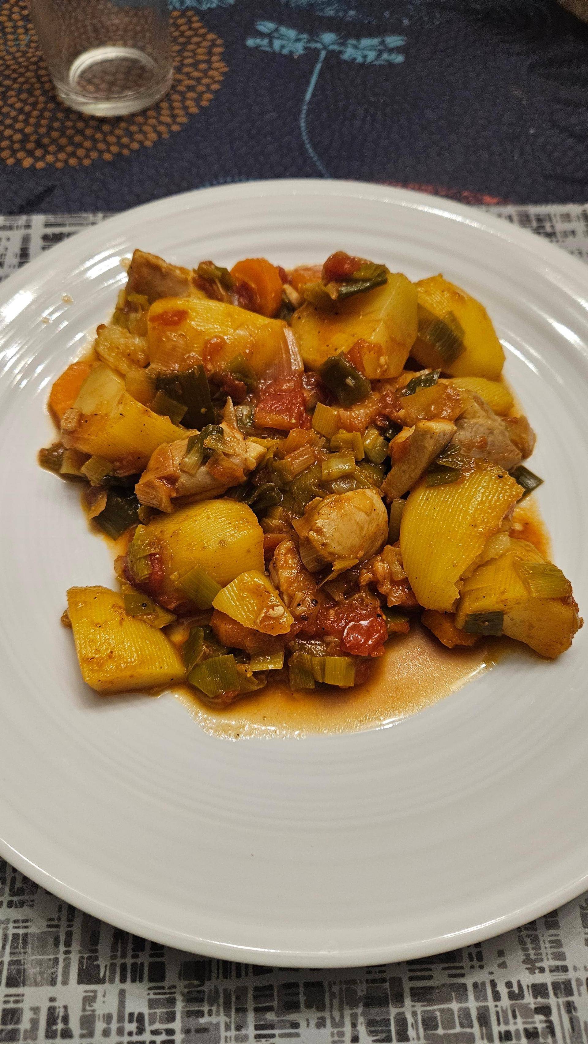 Poulets aux poireaux, carottes et Pdt - Recepten Cookeo V3 | Moulinex