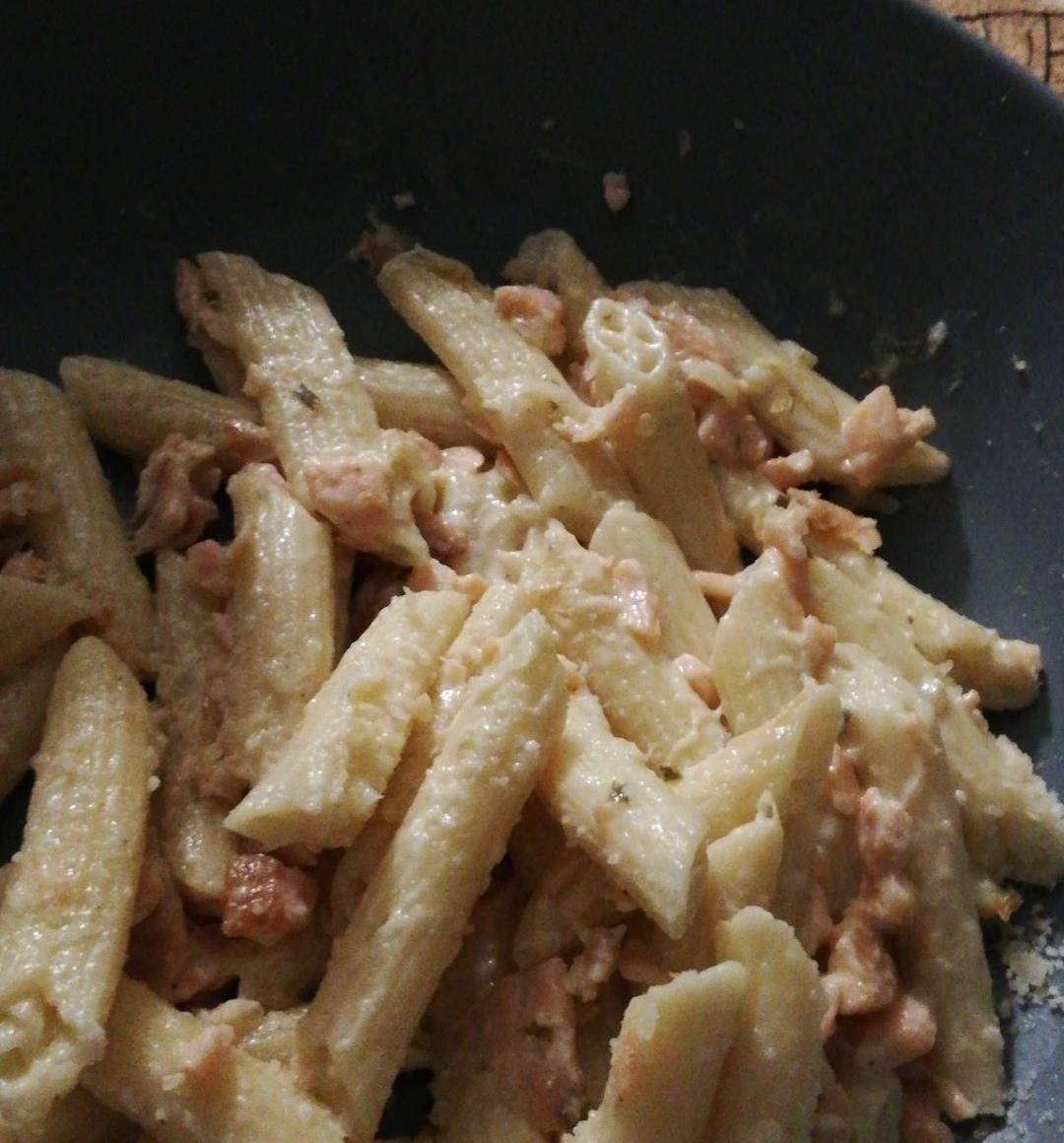 Penne au saumon sauce boursin citron - Recepten Cookeo | Moulinex