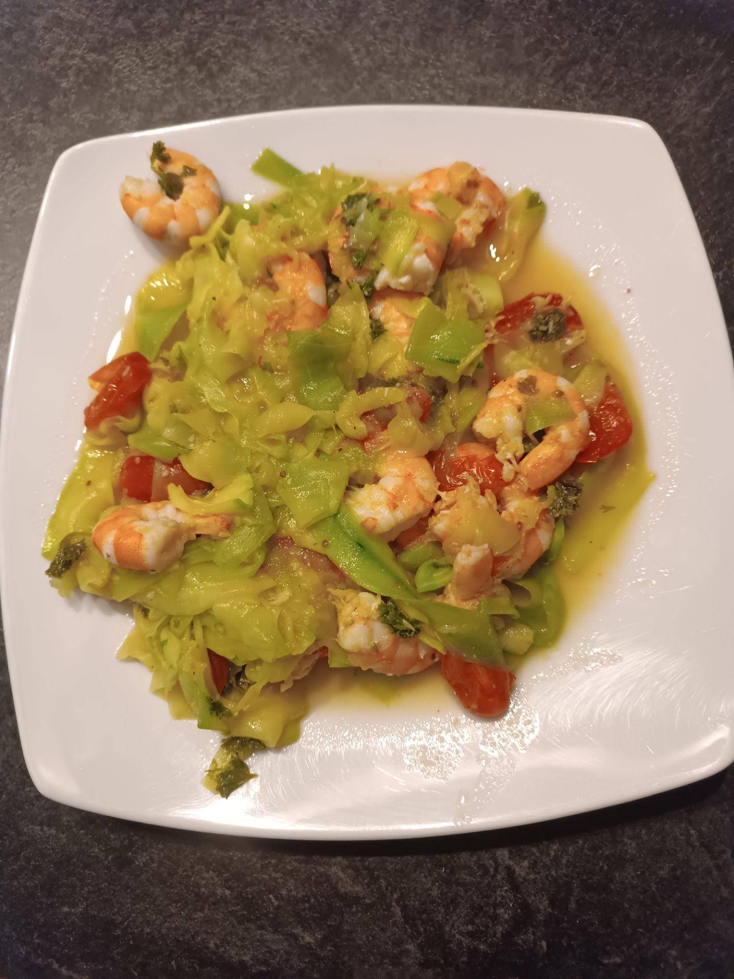 Spaghetti de courgettes aux crevettes à ma façon - Recepten Cookeo | Moulinex