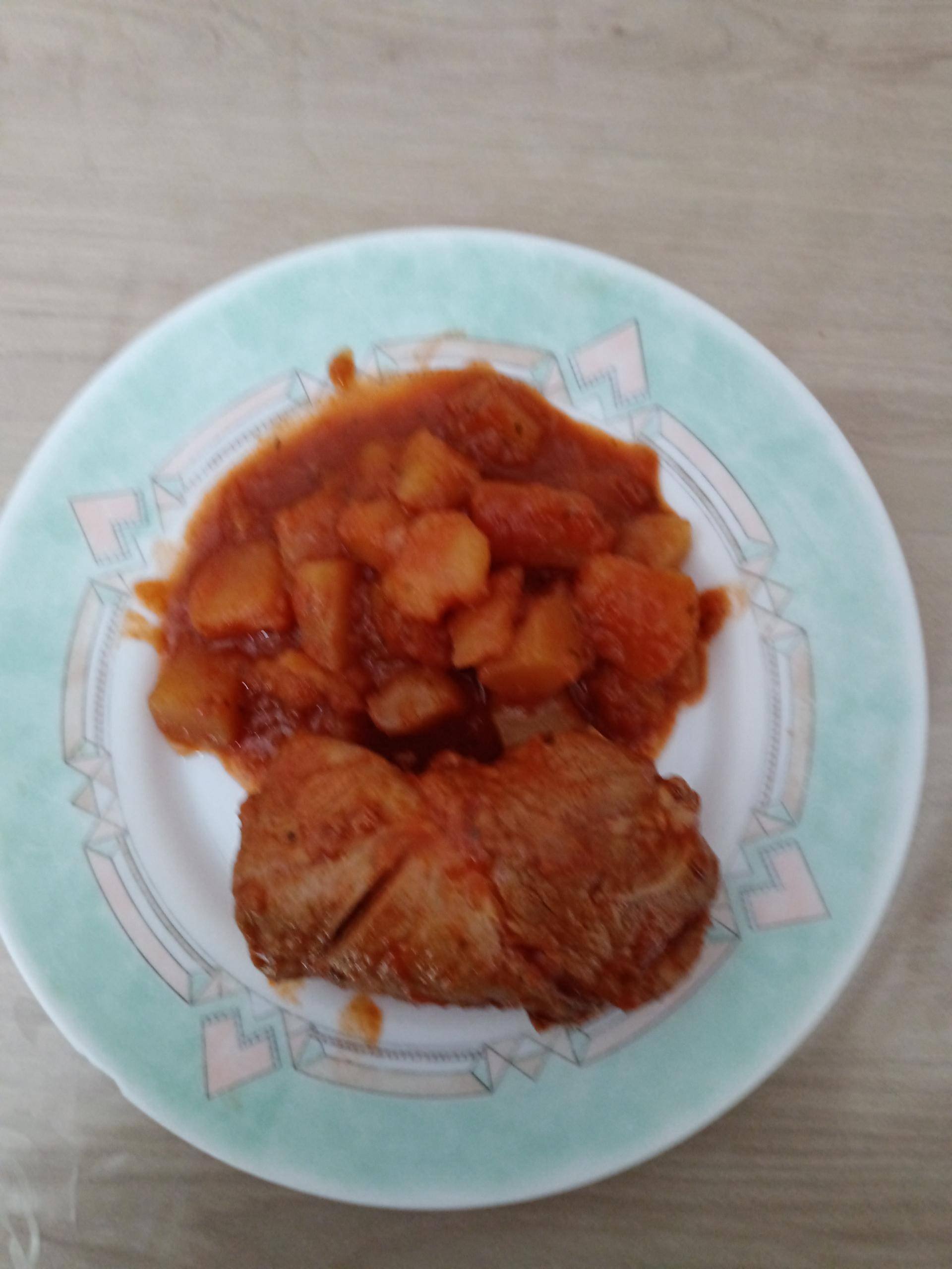 Filet mignon de porc aux pommes de terre sauce tomate - Recepten Cookeo | Moulinex