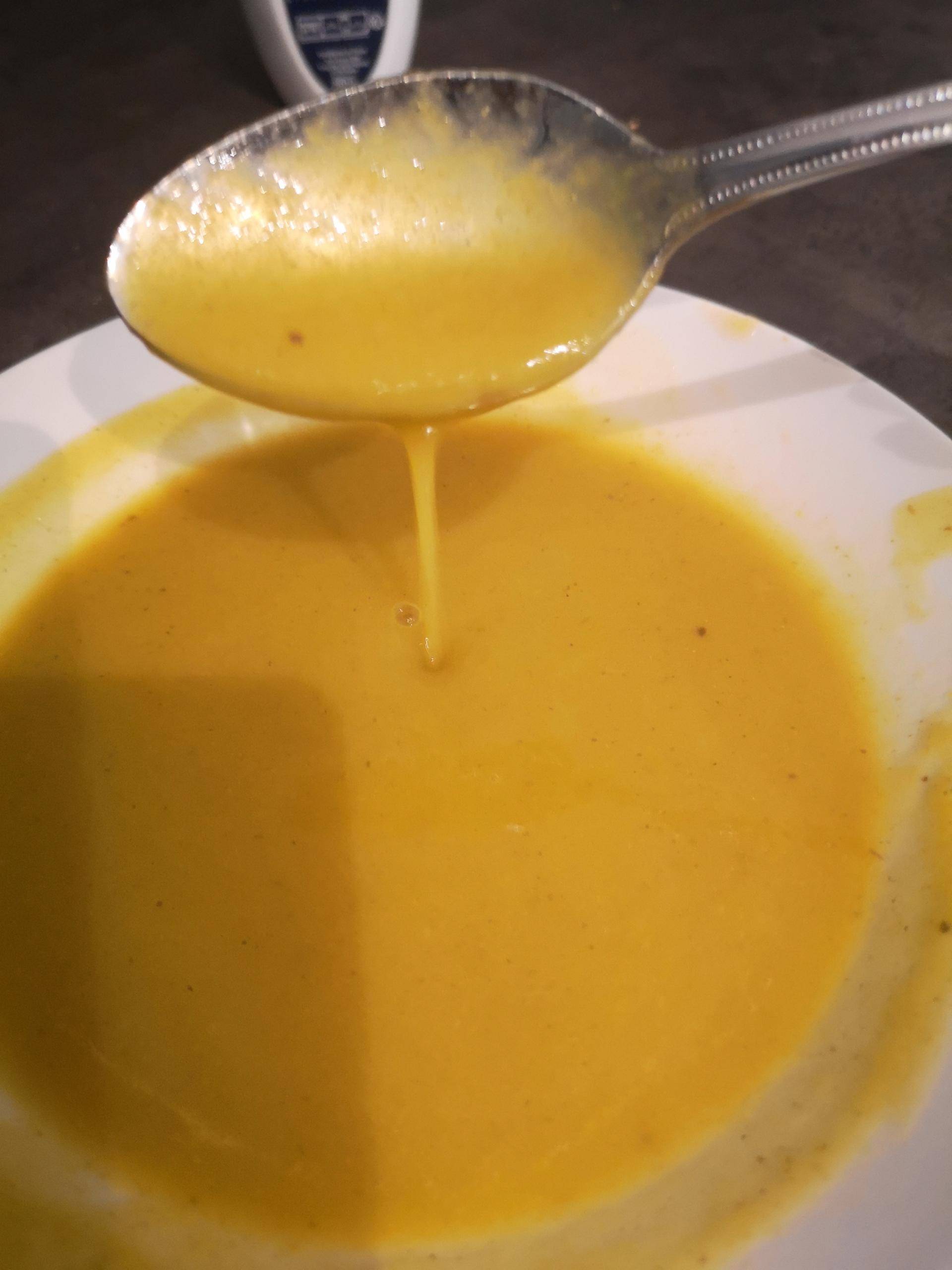 Soupe aux 5 légumes d'hiver carotte poireaux courgettes... - Recette Cookeo | Moulinex