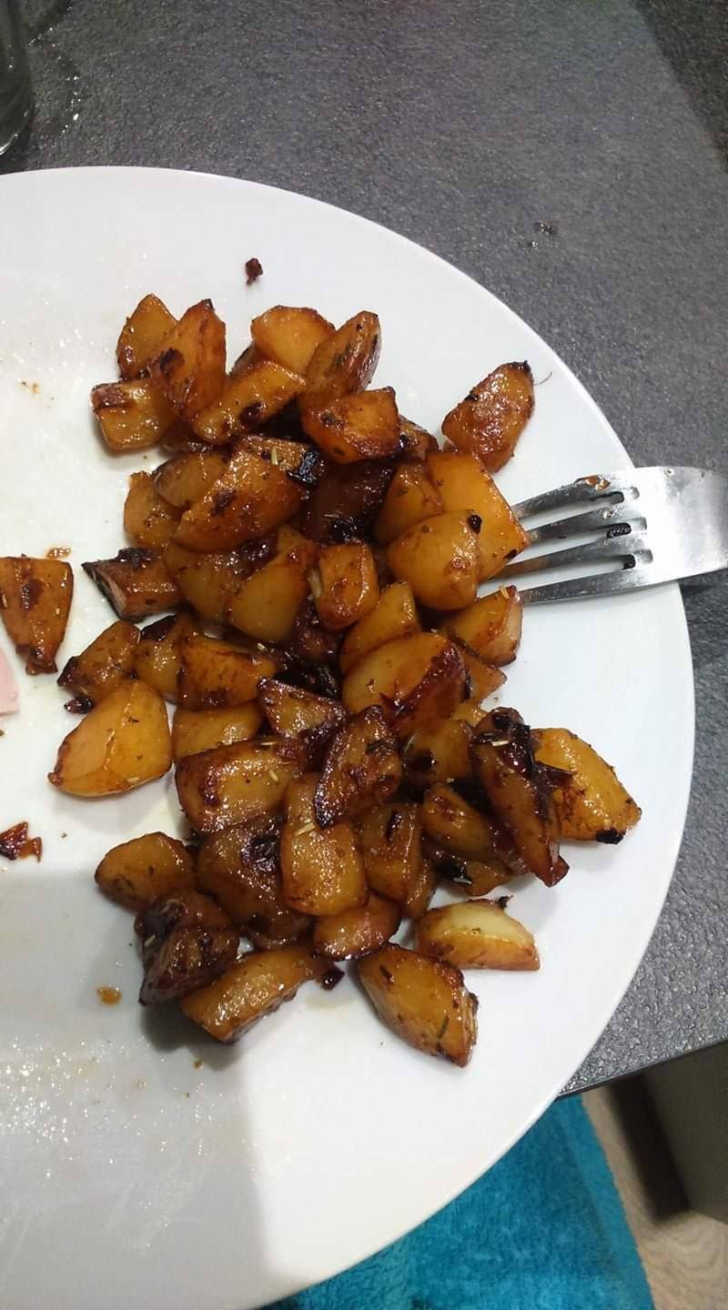 Pommes de terre fondantes à l'ail - Recepten Cookeo | Moulinex