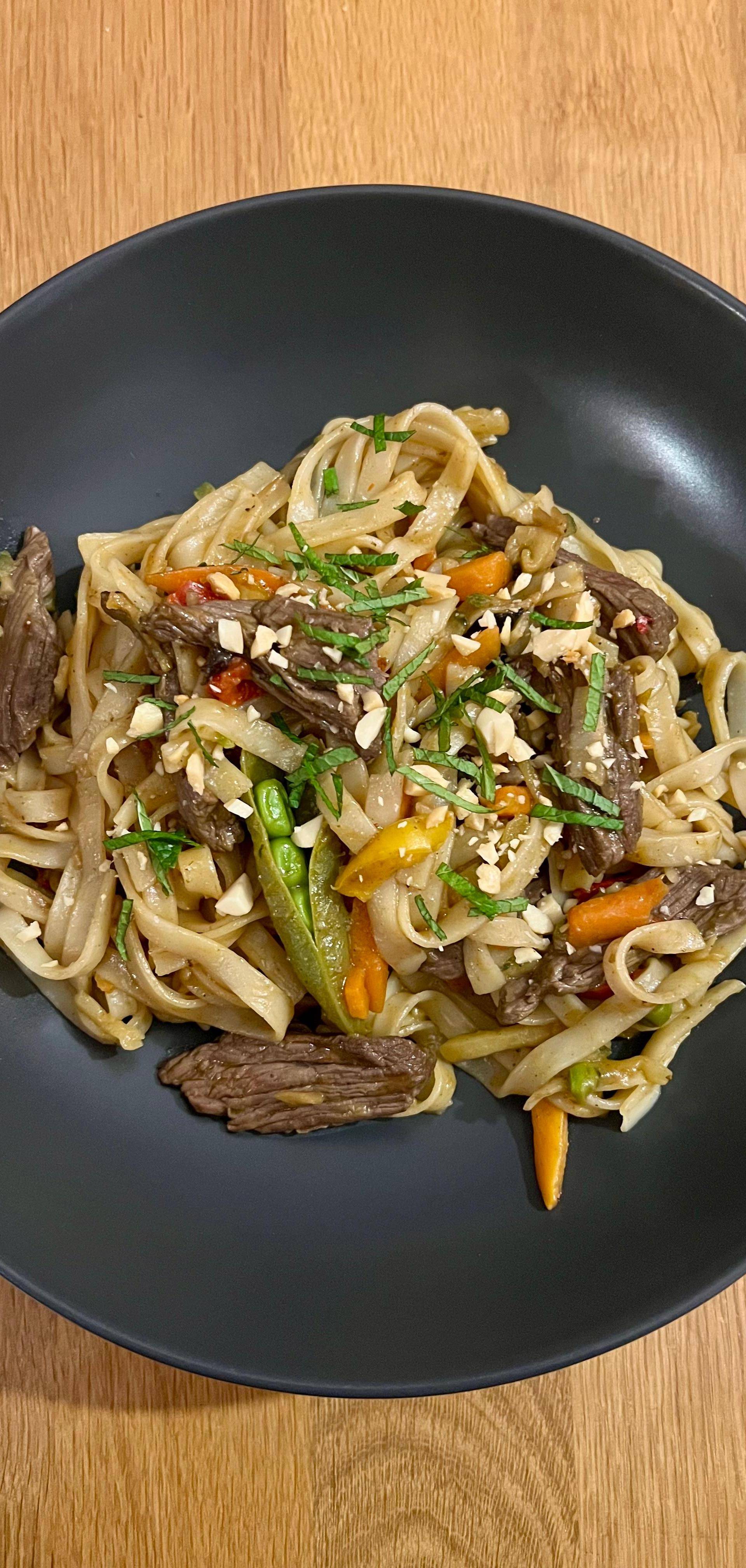 Wok thaï bavette & nouilles - Recepten Cookeo | Moulinex