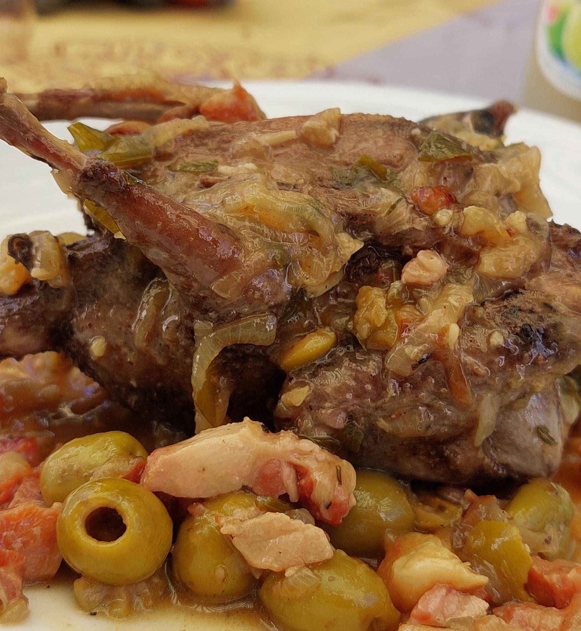 Palombe au vin blanc et olives - Recette Cookeo | Moulinex