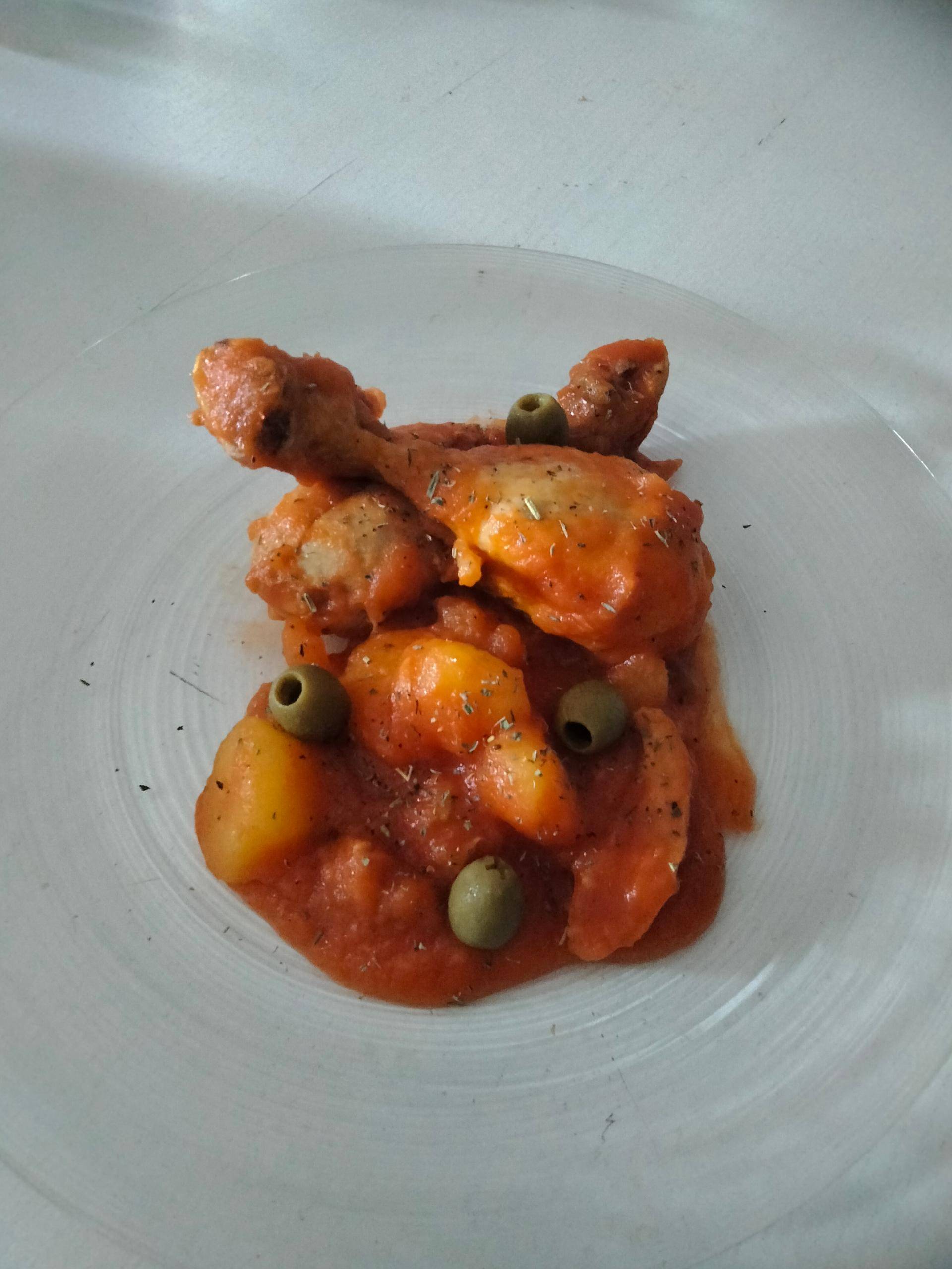 Pilons de poulet sauce tomate olives vertes et pommes de terre - Recepten Companion Connect XL | Moulinex