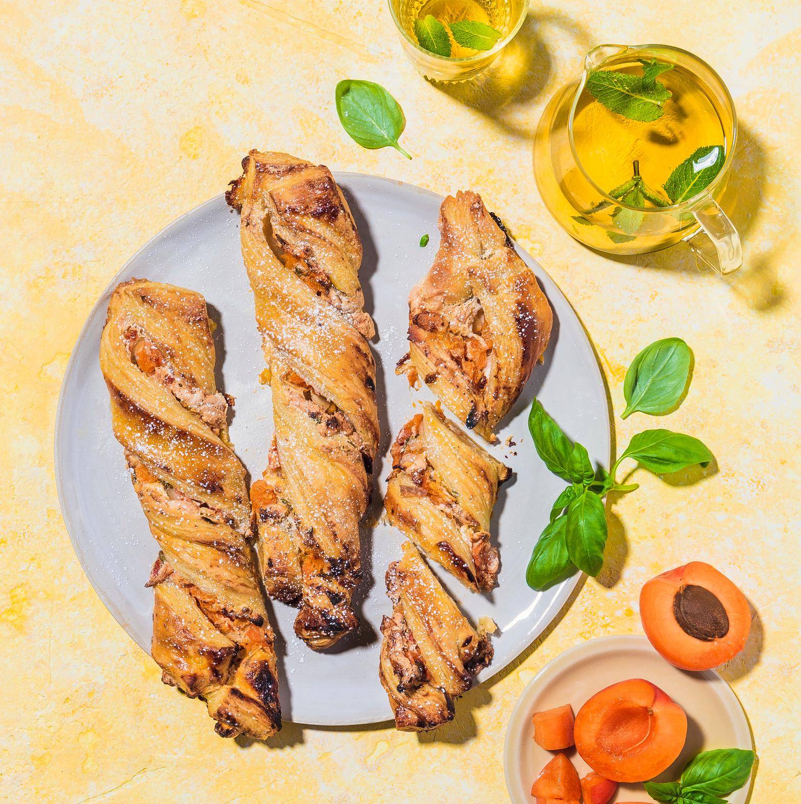 Feuilletés abricot et basilic - Recette Companion | Moulinex