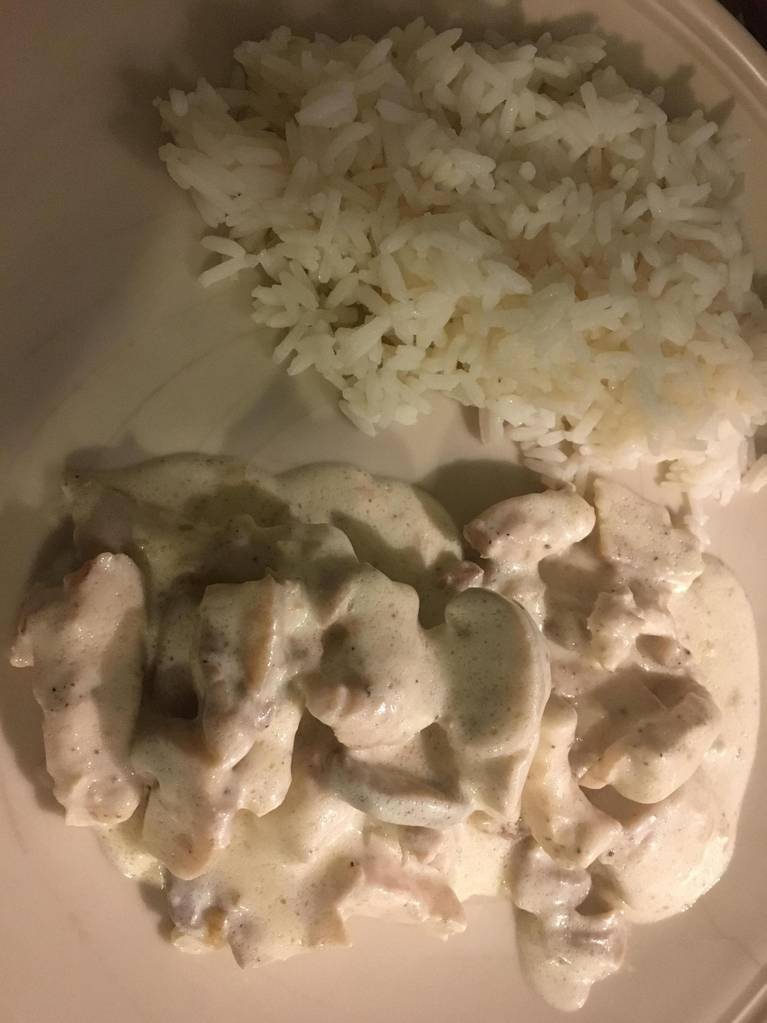 Poulet à la crème et aux champignons - Recette Cookeo | Moulinex