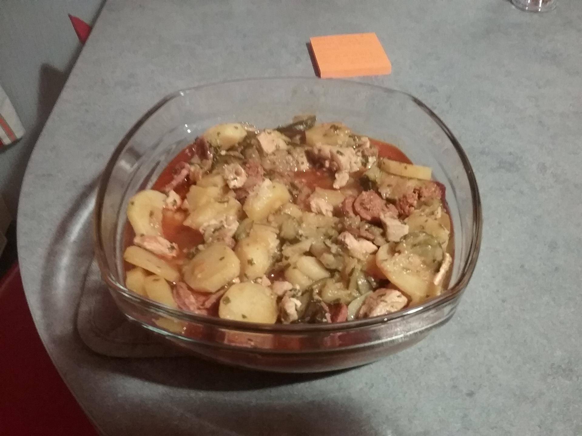 Pommes de terre courgettes chorizo et poulet - Recette Cookeo | Moulinex