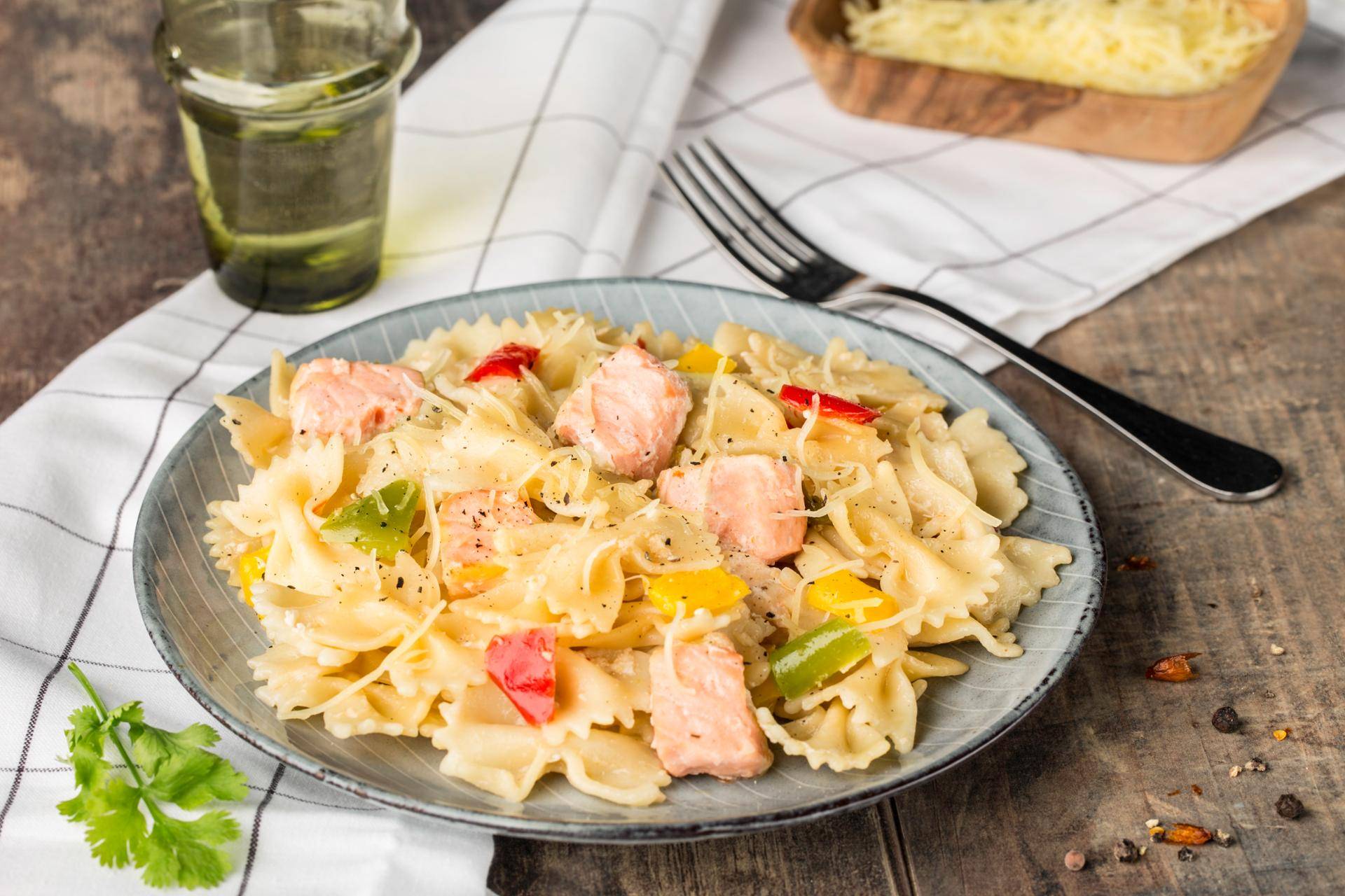 One pot pasta zalm en paprika - Recepten Cookeo | Moulinex