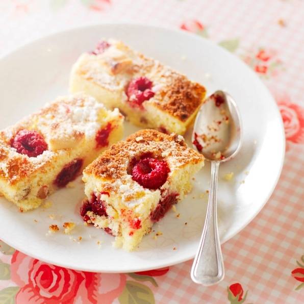 Blondie au chocolat blanc et fruits rouges - Recette Companion | Moulinex