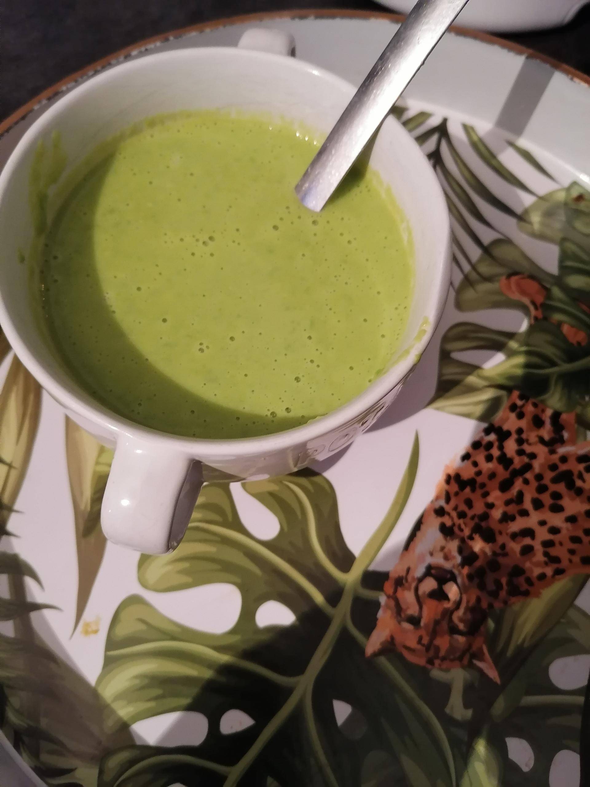 Velouté petit pois chèvre - Recette Companion Connect XL | Moulinex