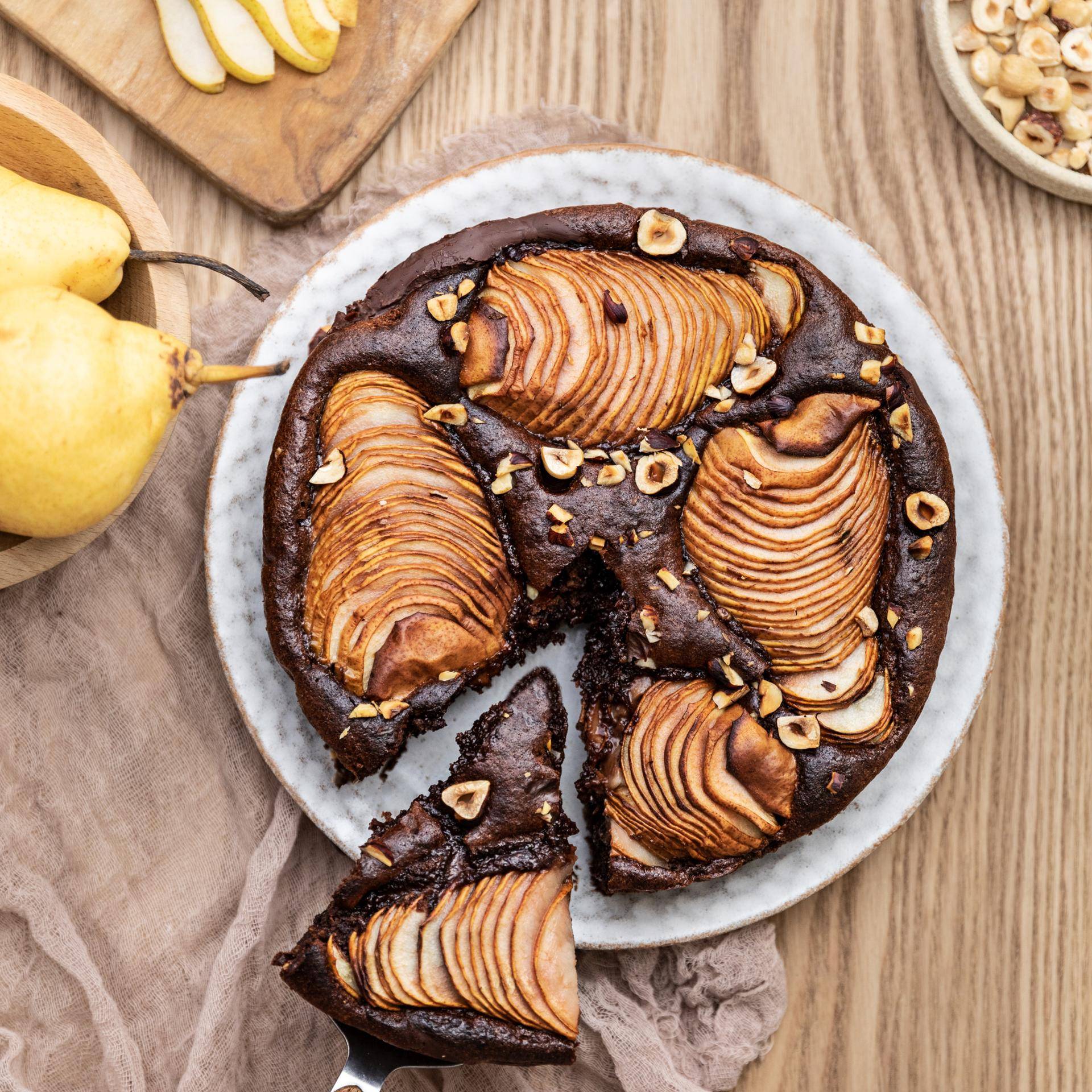 Gâteau sans gluten au chocolat, poires et noisettes - Recette EASY FRY OVEN & GRILL 9 in 1 | Moulinex