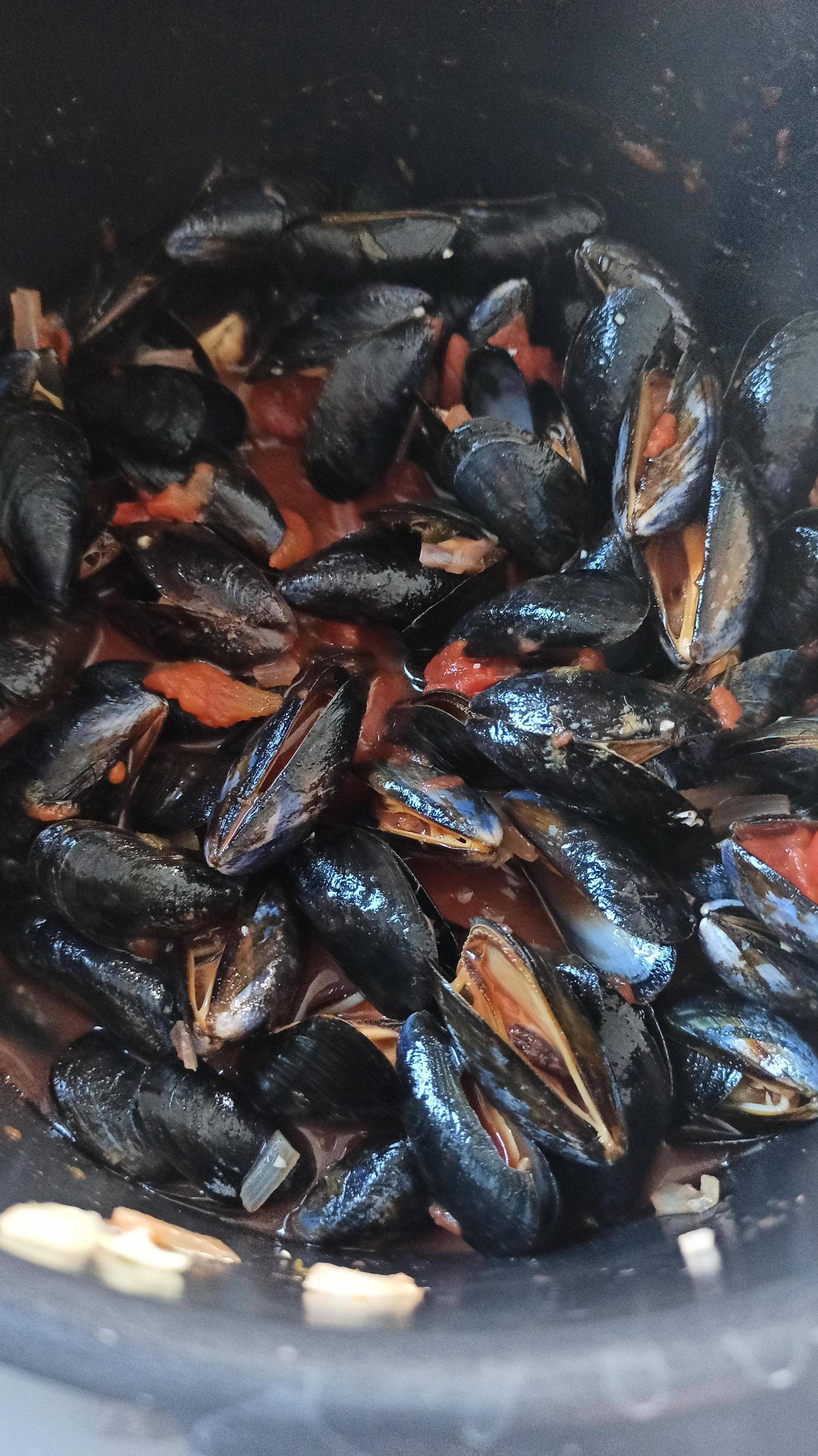 Moules a la tomate - Recette Cookeo | Moulinex