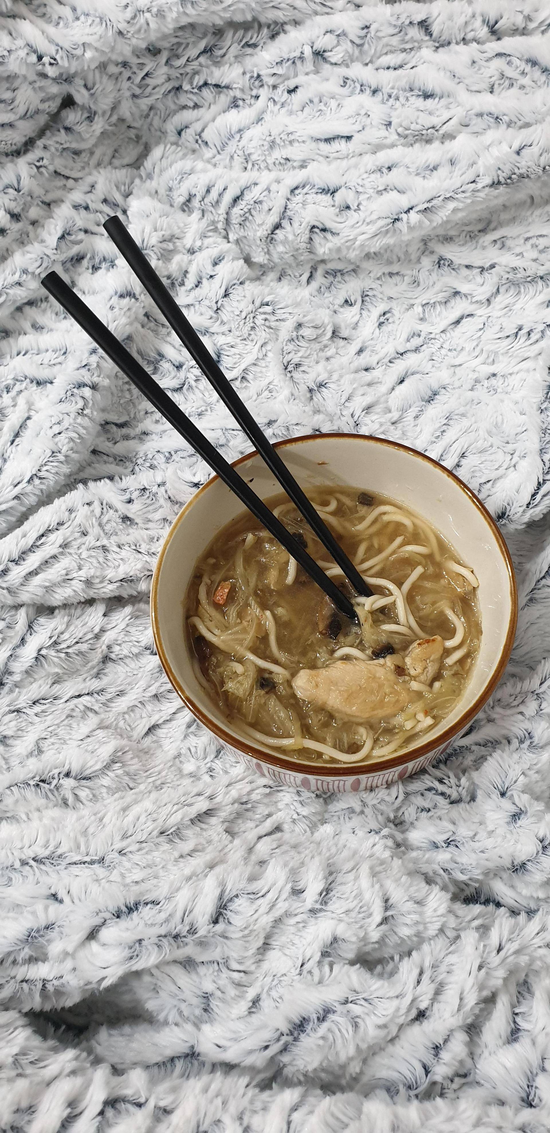 Ramen poulet légumes épicés - Recette Cookeo | Moulinex