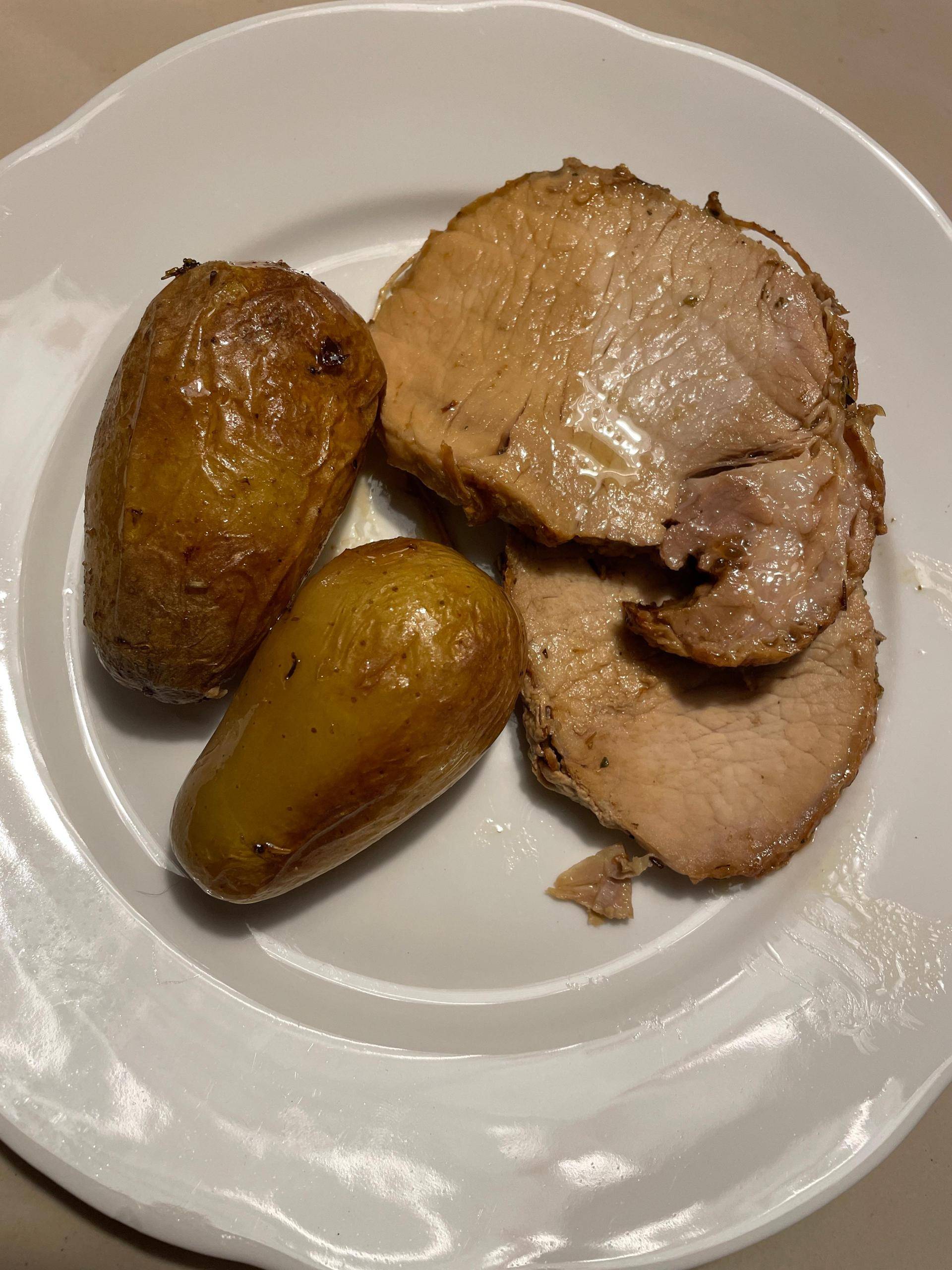 Rôti de porc aux herbes et ses pommes de terre - Recepten Cookeo | Moulinex