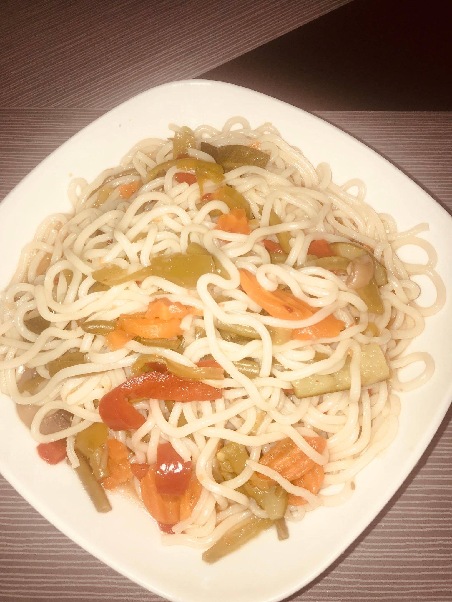 Ramen de légumes épicés - Recepten Cookeo | Moulinex
