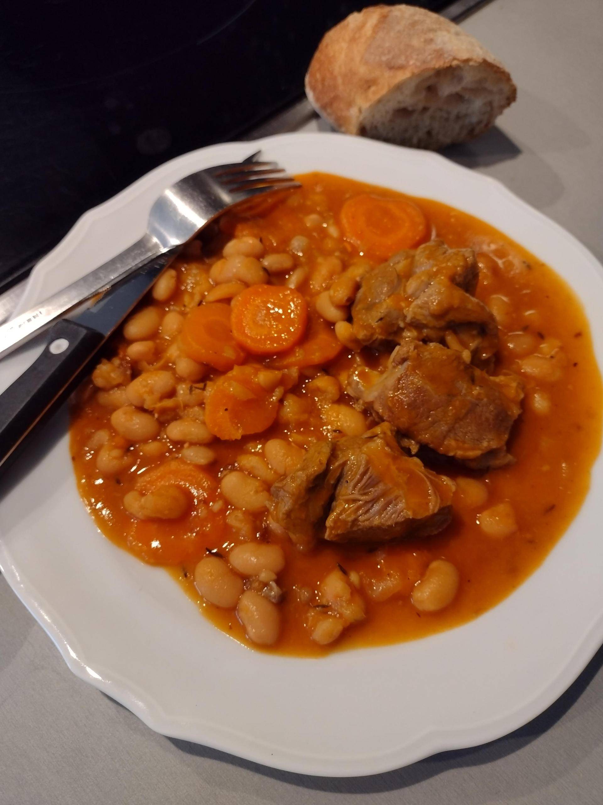 Ragout d'agneau, haricots blancs à la sauce tomate - Recepten Cookeo | Moulinex