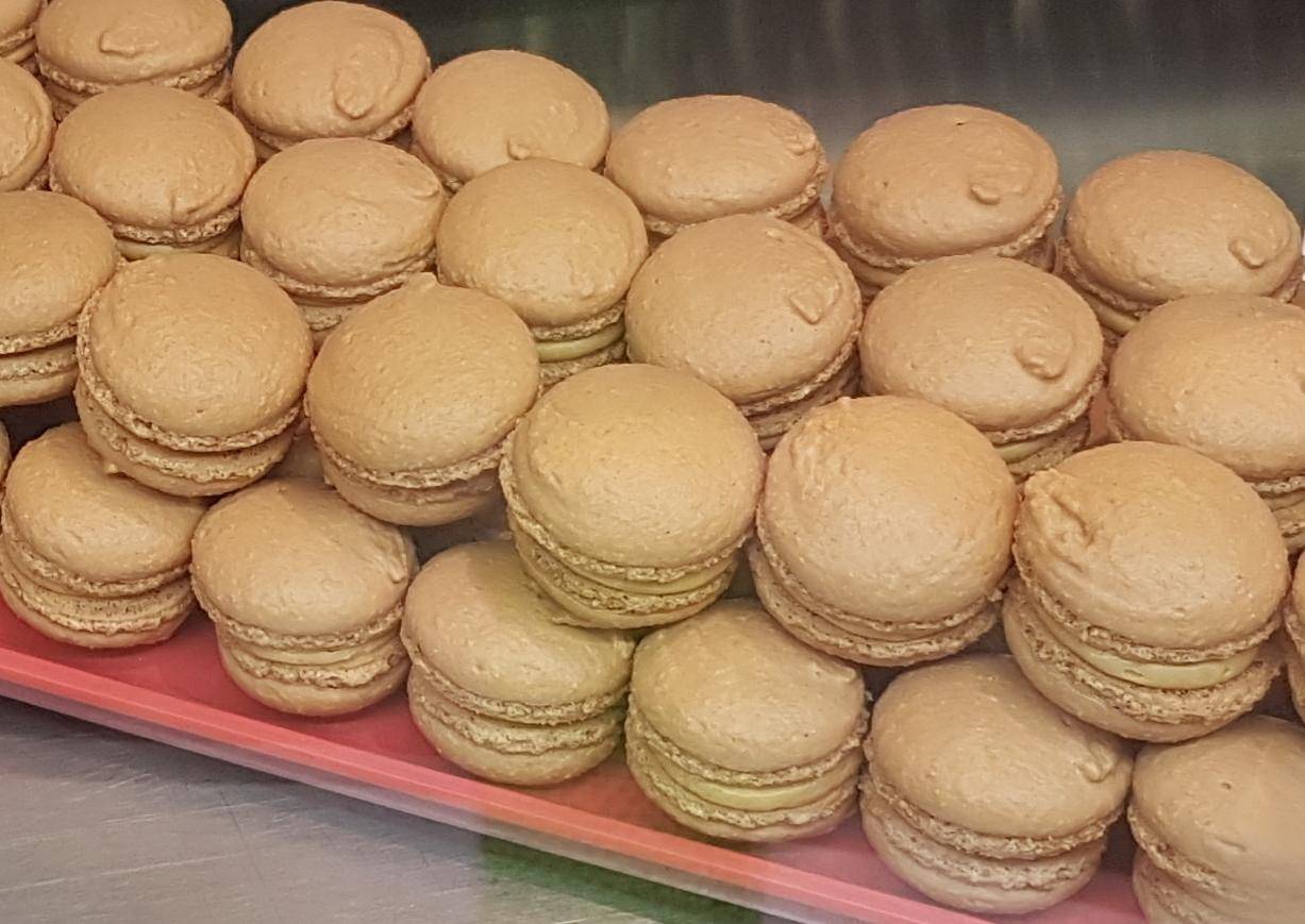 Macarons caramel beurre salé - Recette Companion Connect | Moulinex
