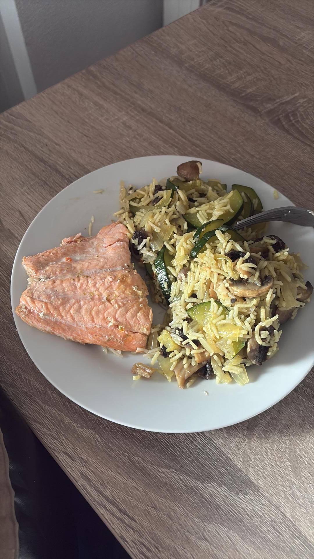 Saumon aux légumes et riz façon risotto - Recette Cookeo | Moulinex