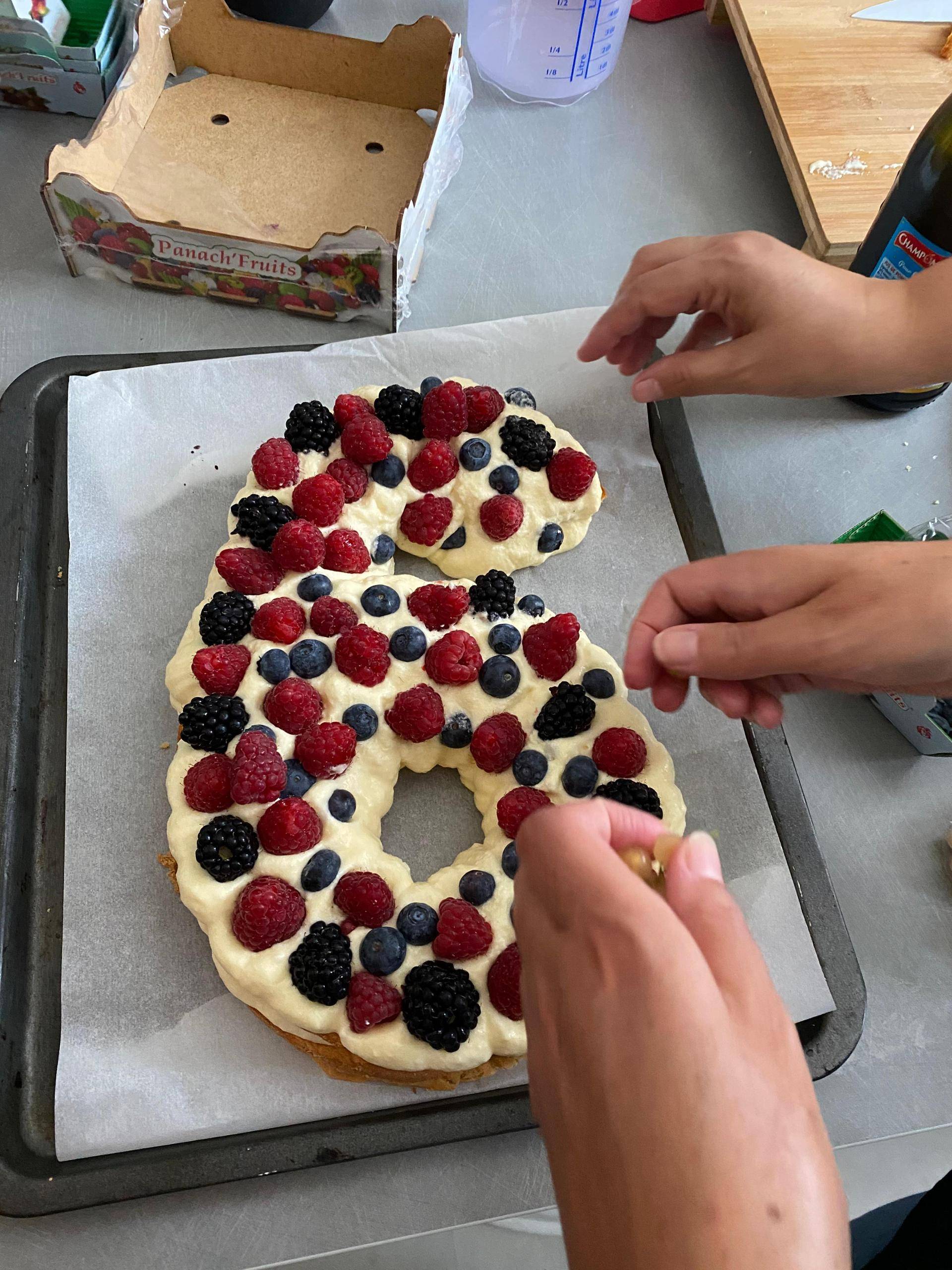 Gâteau d’anniversaire En forme De 6 - Recette Companion Connect | Moulinex