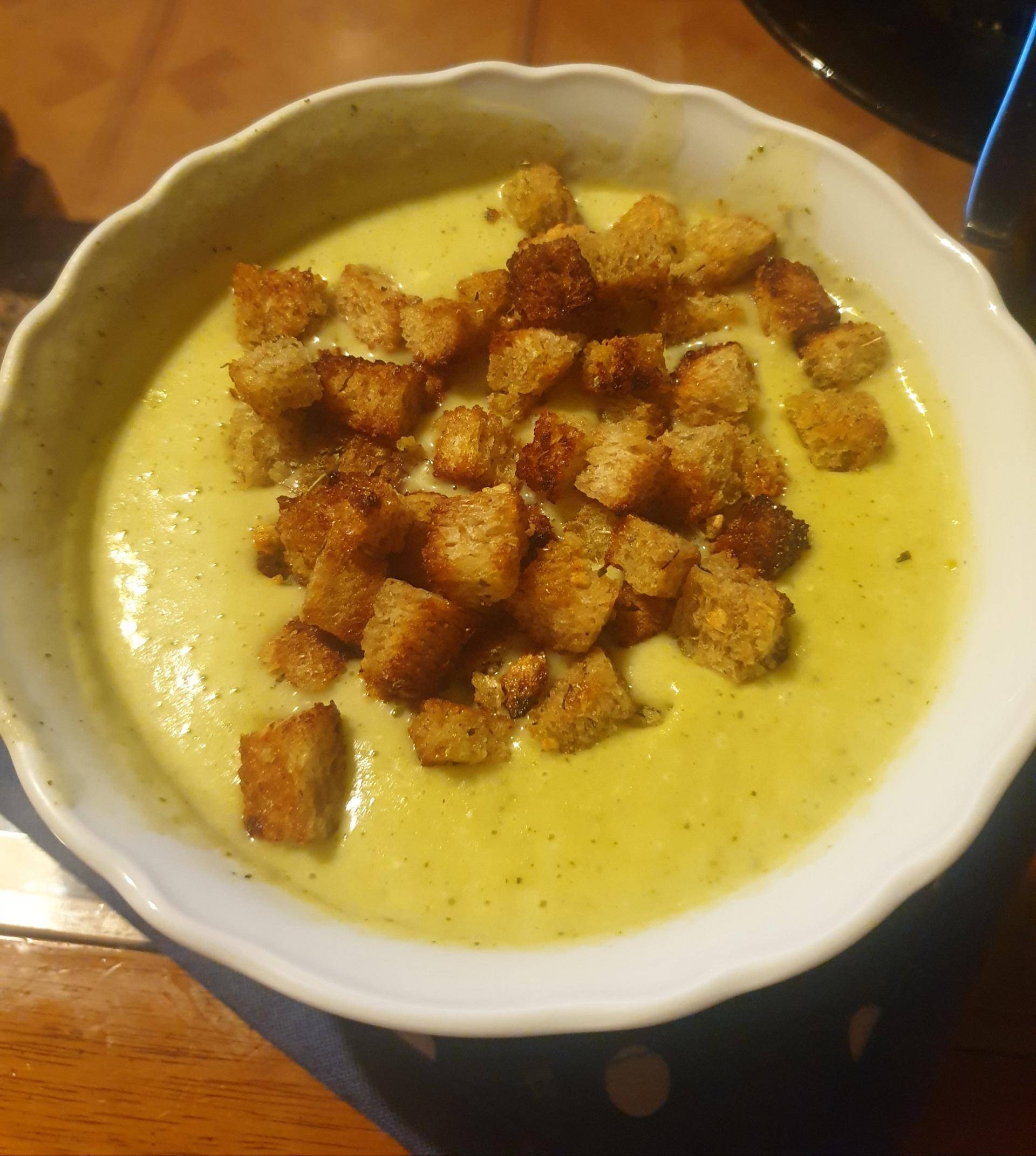 Velouté de pommes de terre et courgettes au Kiri - Recepten Cookeo V3 | Moulinex
