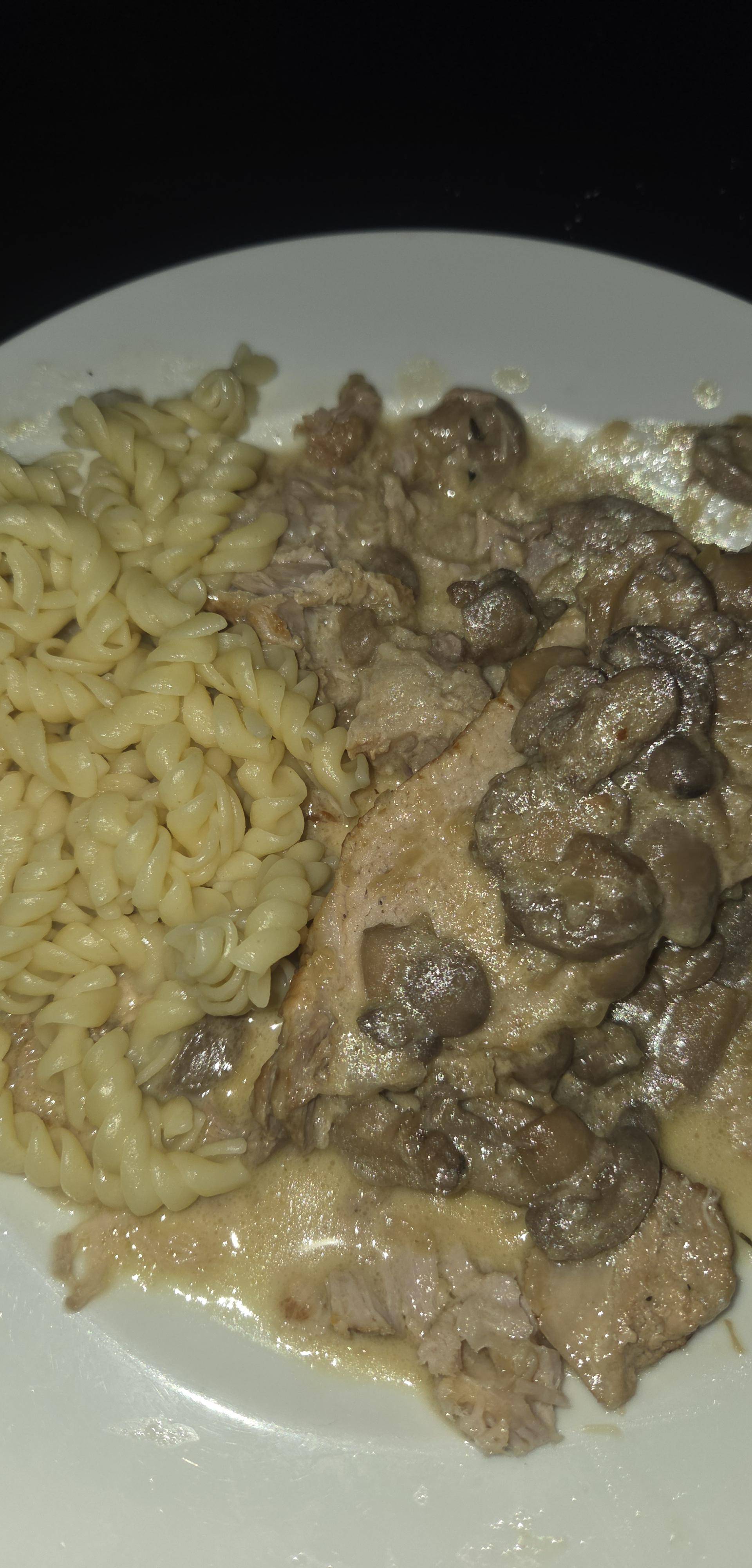 Rôti de porc aux champignons de Paris - Recette Cookeo | Moulinex