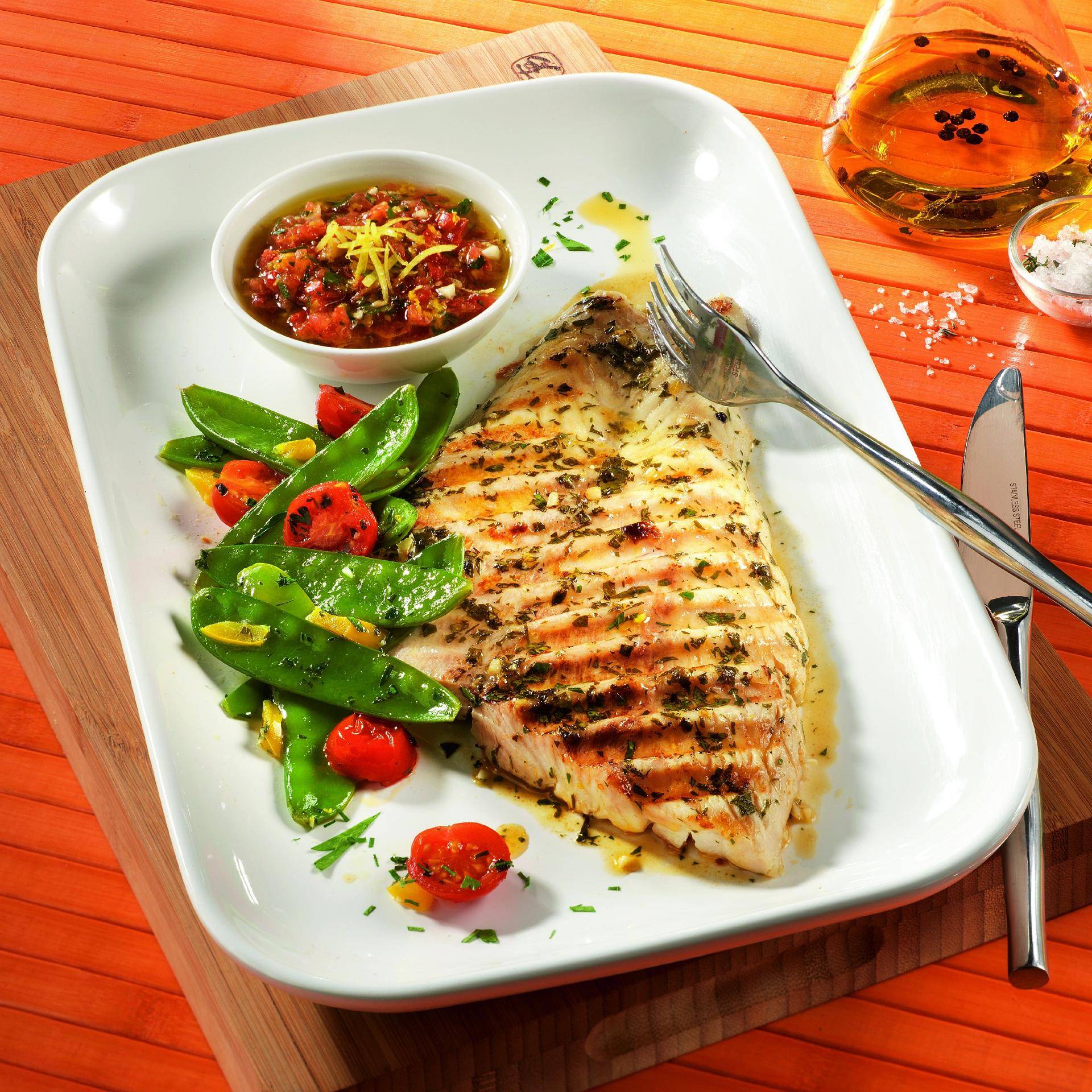Gegrilde dorade met tomaat en olijven - Recepten EASY FRY & GRILL 2 in 1 DIGITAL | Moulinex