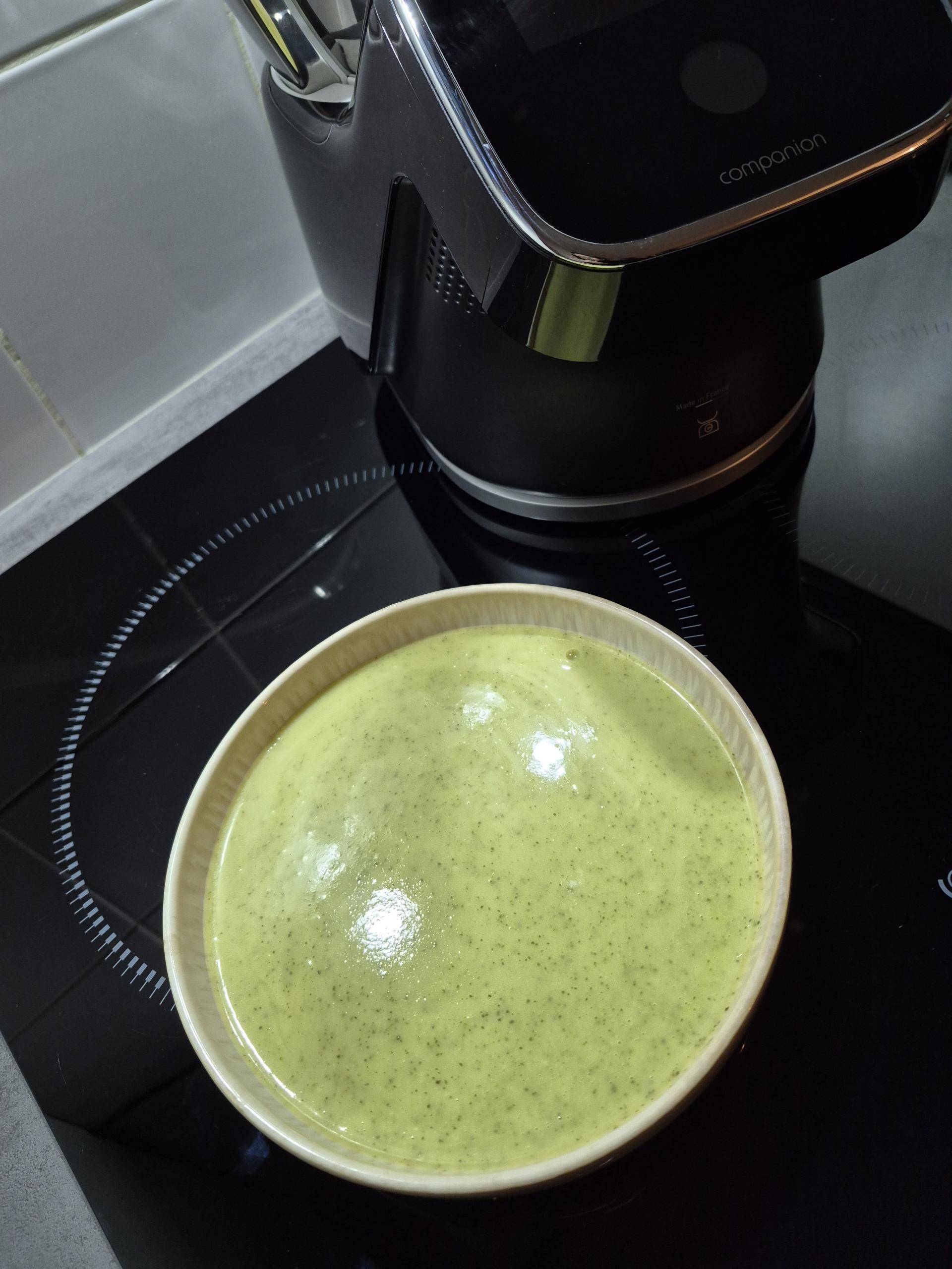Soupe courgette vache kiri - Recette Companion Connect XL | Moulinex