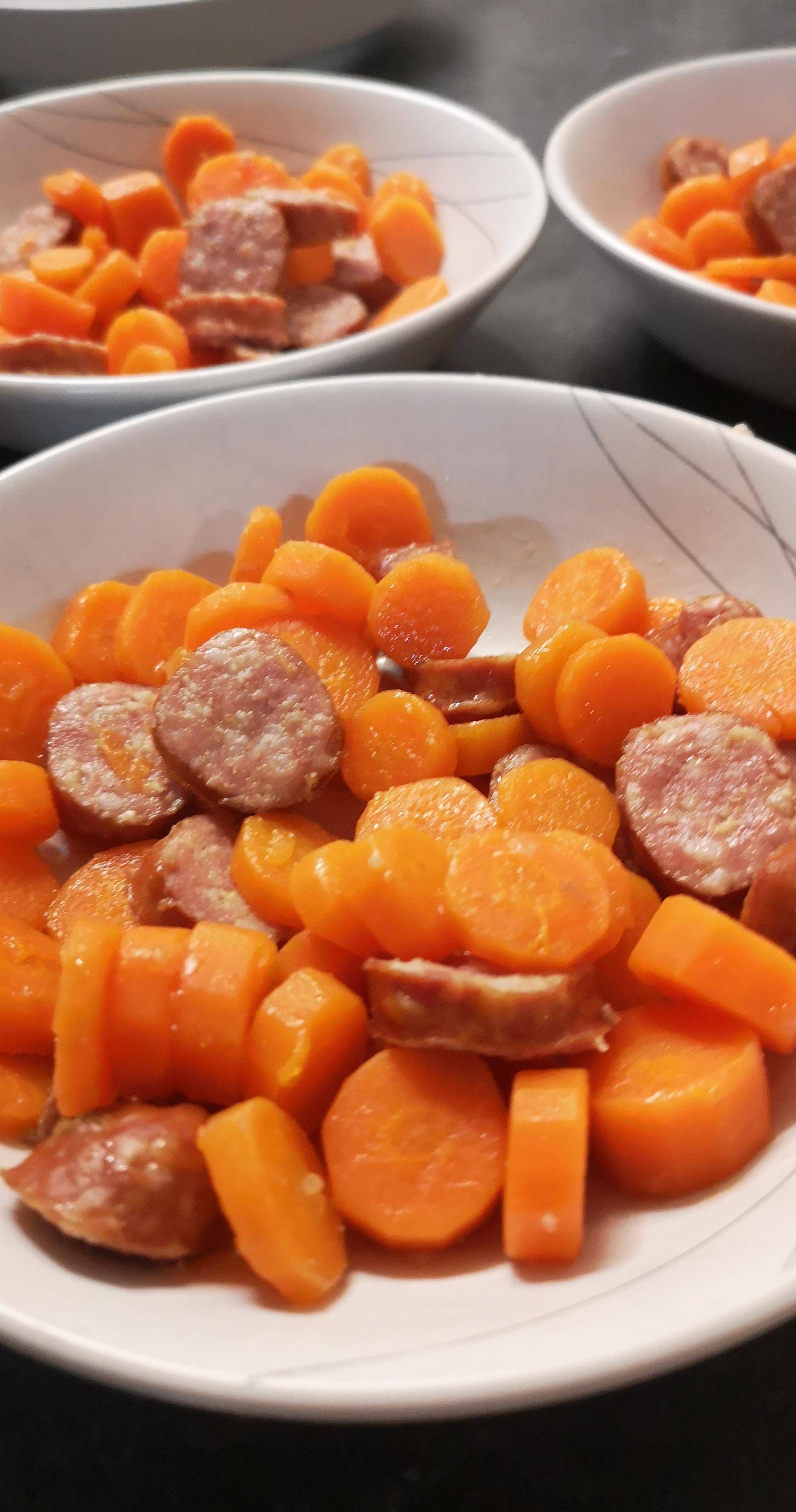 Carottes et saucisses de Montbéliard - Recette Companion Connect XL | Moulinex