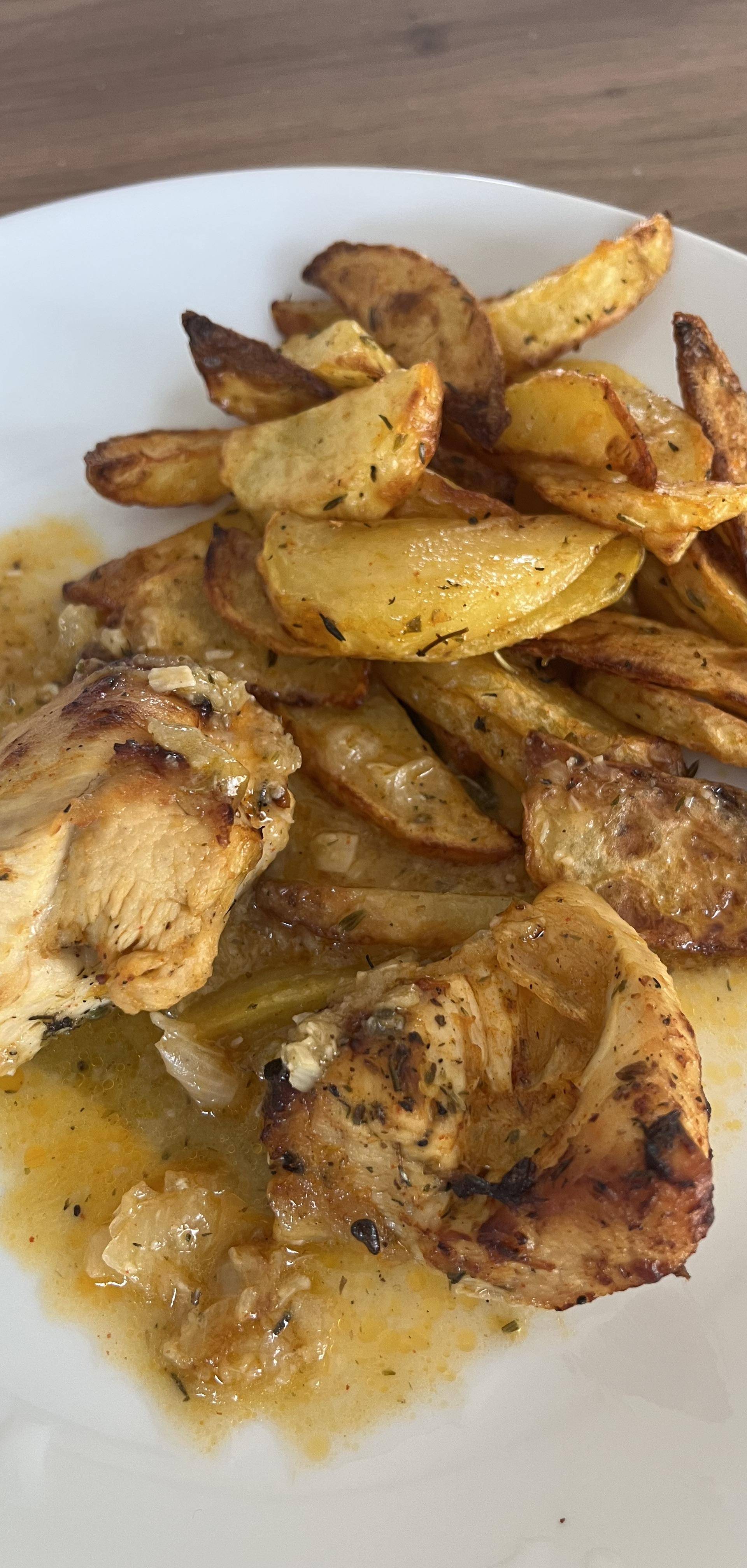 Poulet aux herbes & potatoes croustillantes – Air Fry - Recette Companion Connect XL | Moulinex