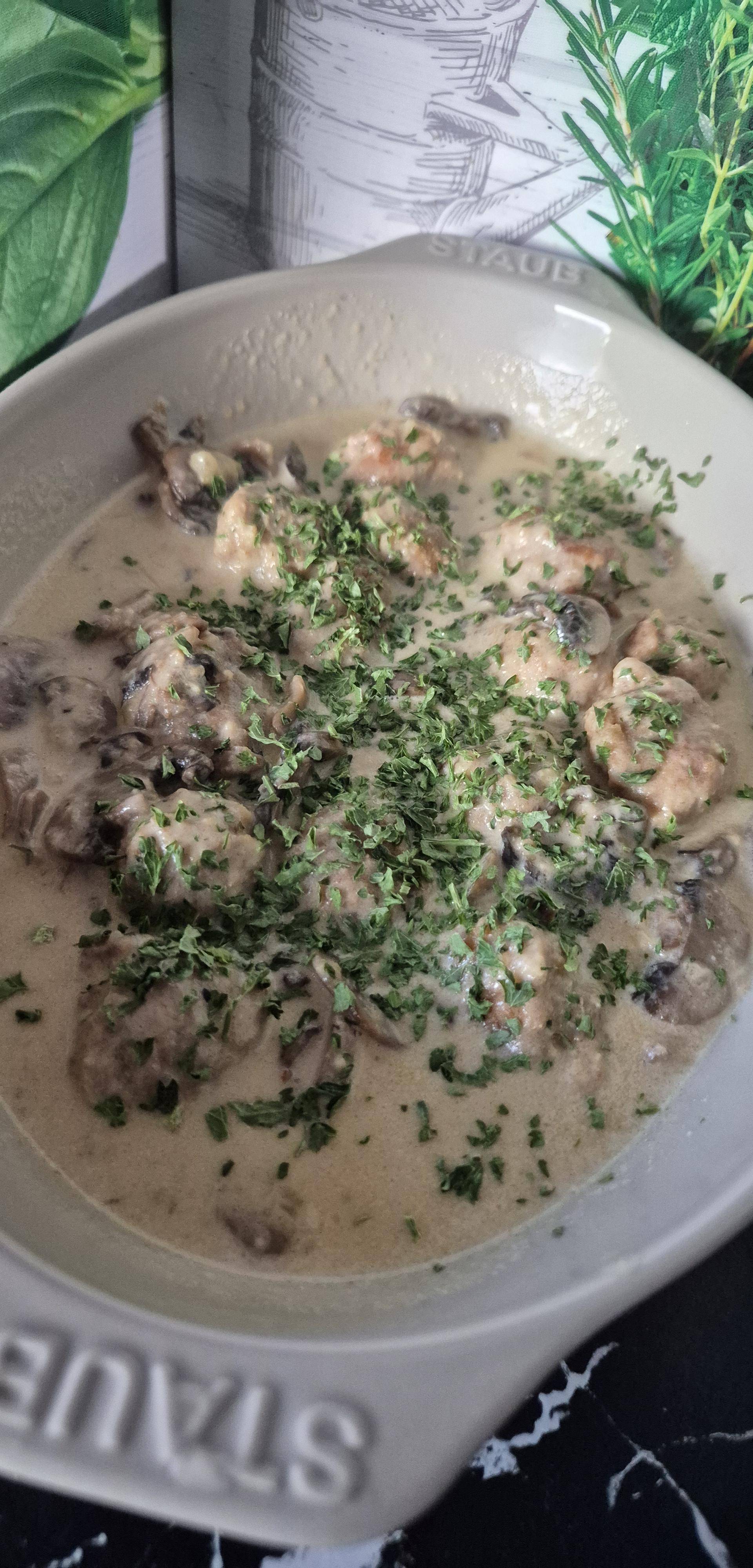 Boulettes de porc aux champignons et à la crème au Cookeo infinity - Recette Cookeo Infinity Autostir | Moulinex