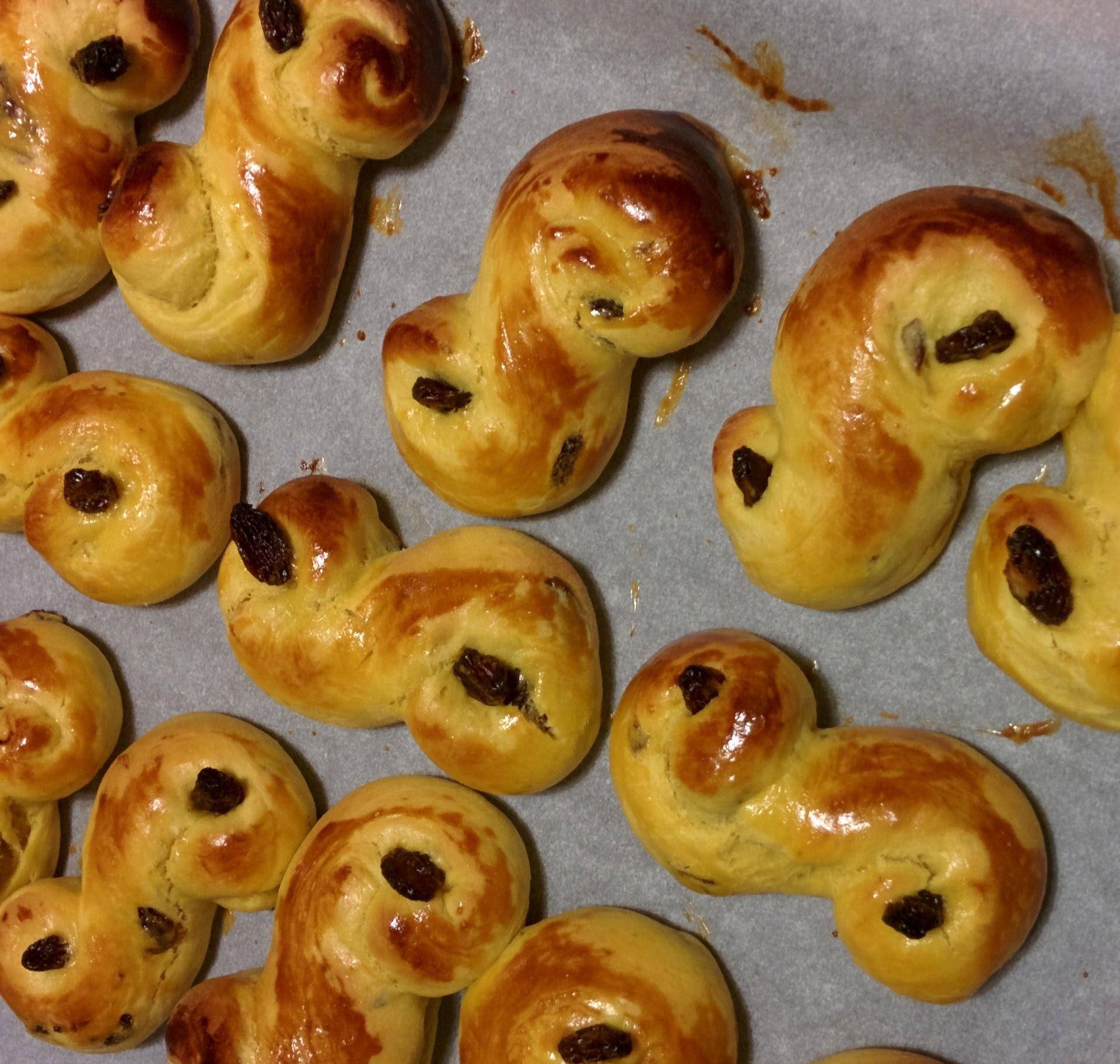 Lussebullar (Lussekatter) - Brioche suédoises de la Sainte-Lucie - Recette Companion Connect | Moulinex