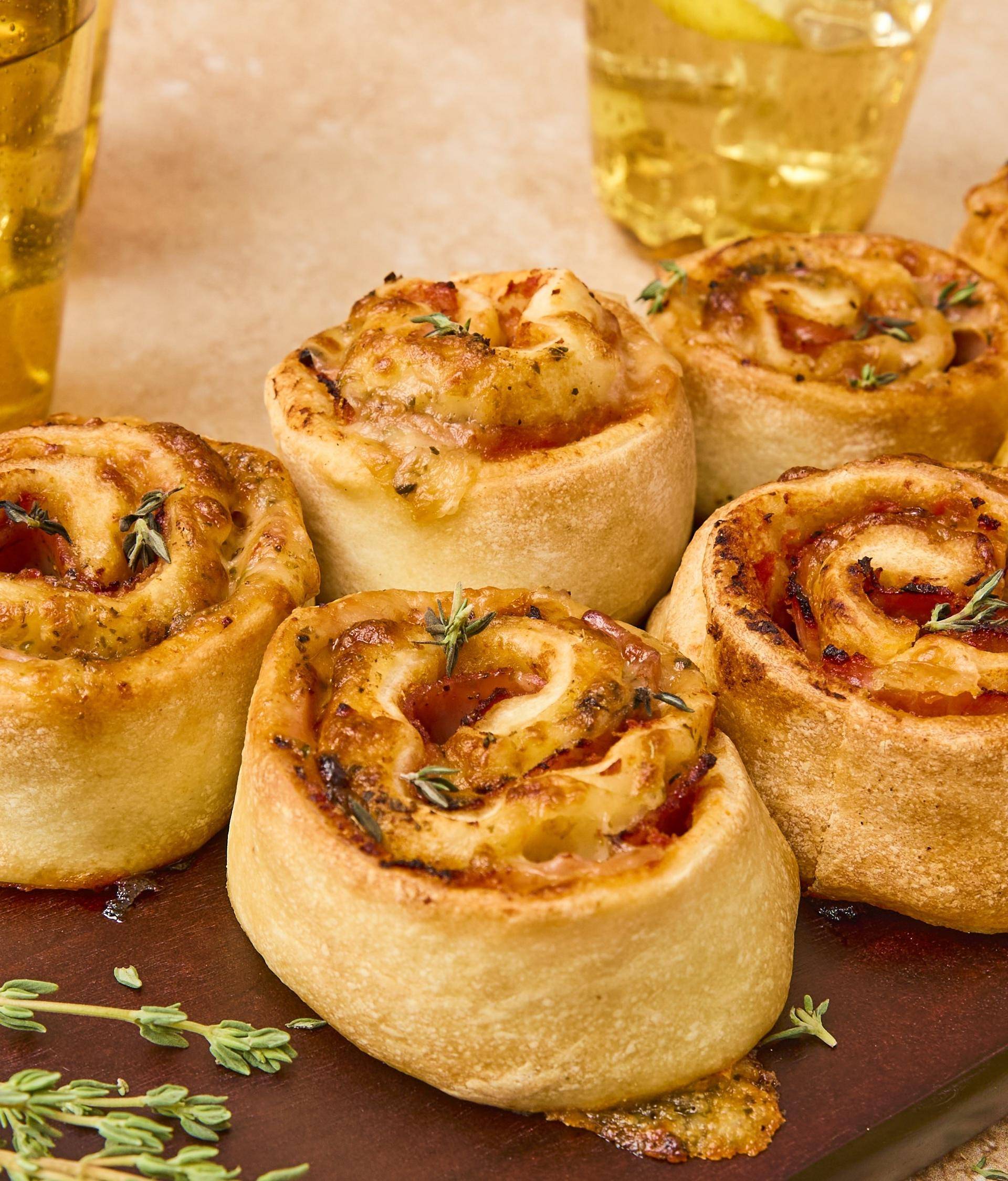 Pizza Rolls géants jambon, mozzarella & thym - Recette Easy Fry XL Surface | Moulinex
