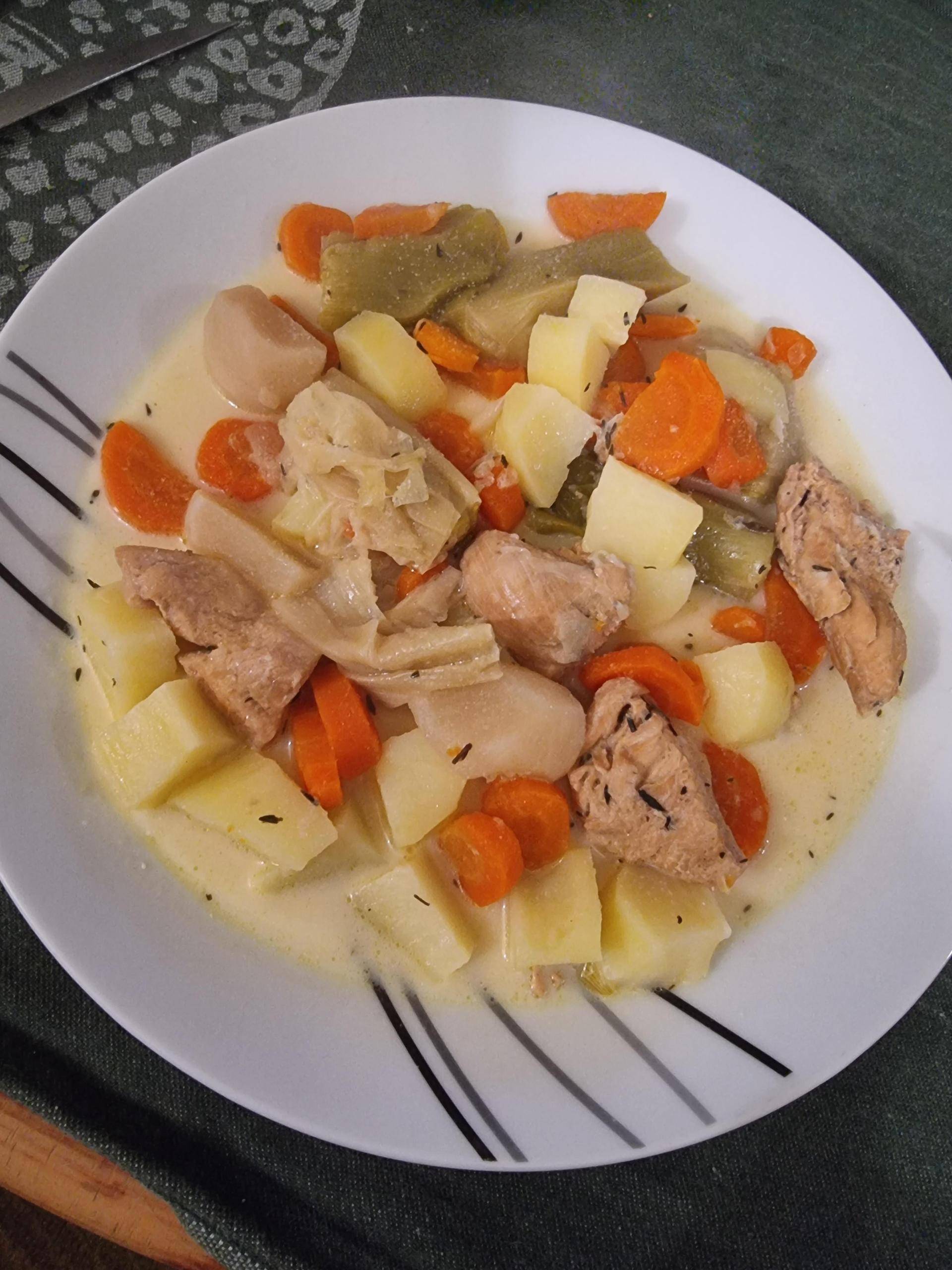 Waterzoï de poulet au vin blanc - Recepten Cookeo | Moulinex