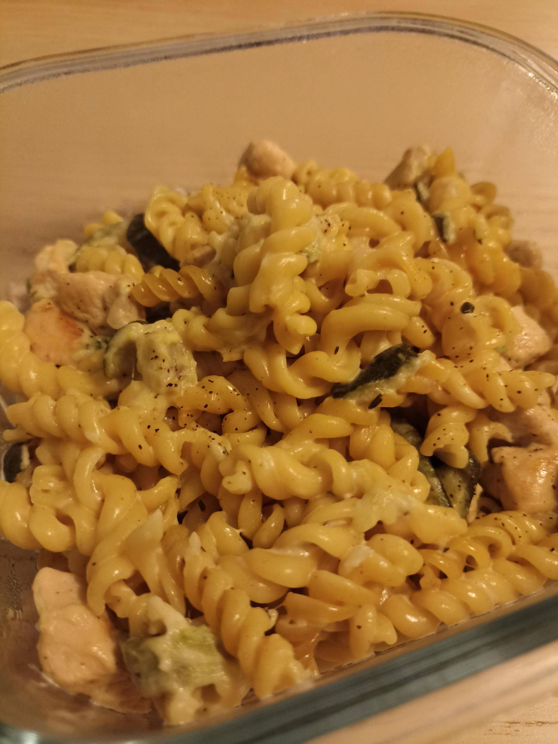 One-pot pâtes, poulet et courgette - Recepten Cookeo 9in1 | Moulinex