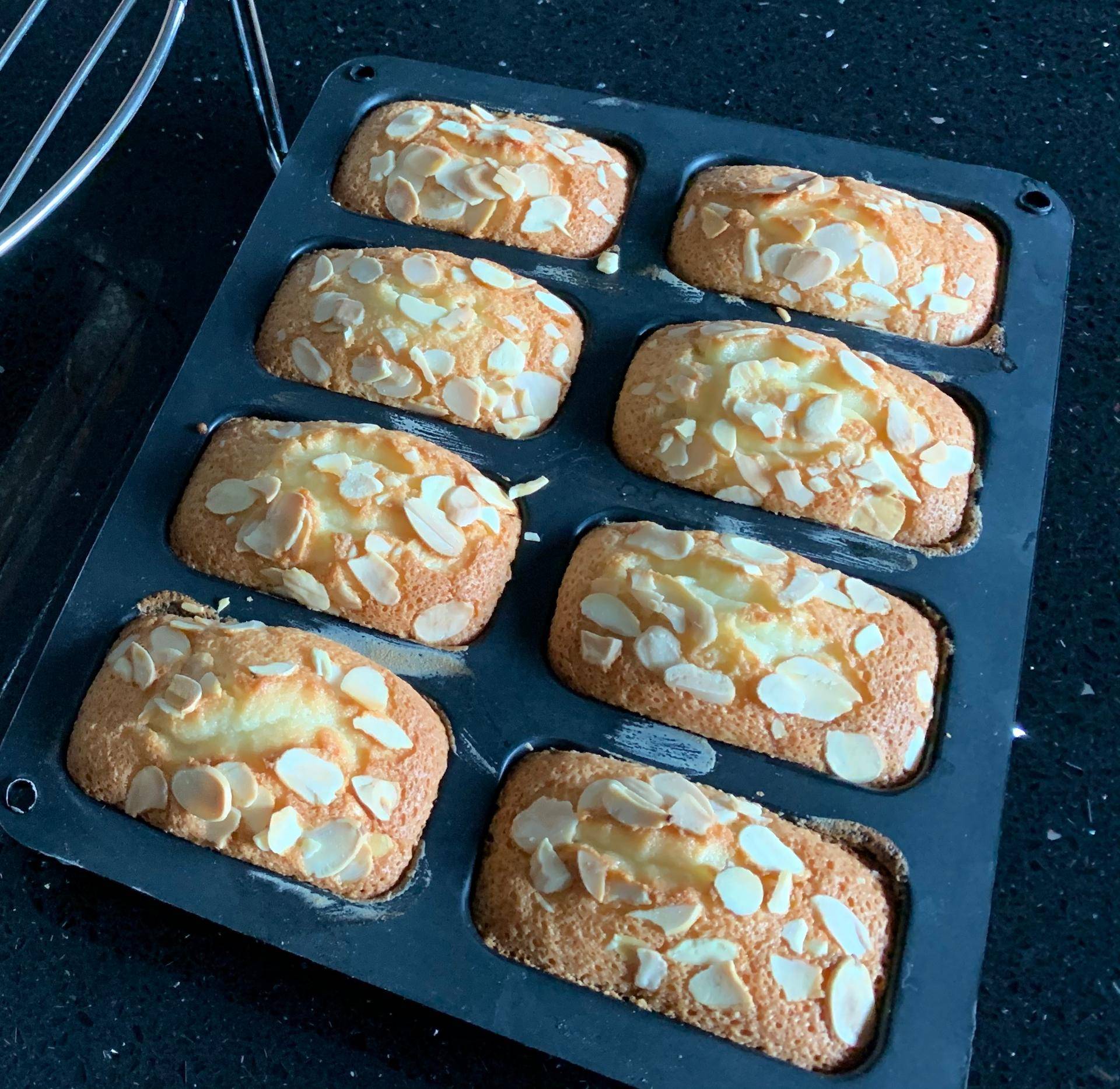 Financiers à la liqueur d’amande - Recette Companion Connect XL | Moulinex
