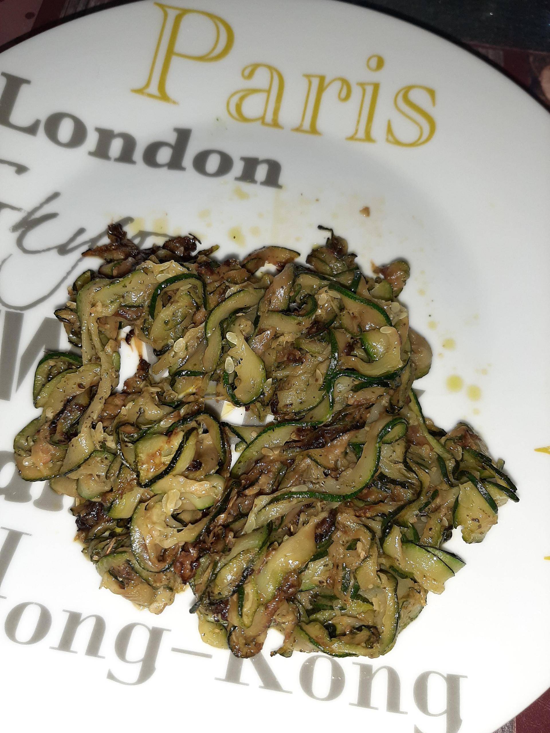 Tagliatelles de courgettes aux herbes de Provence - Recepten Cookeo | Moulinex