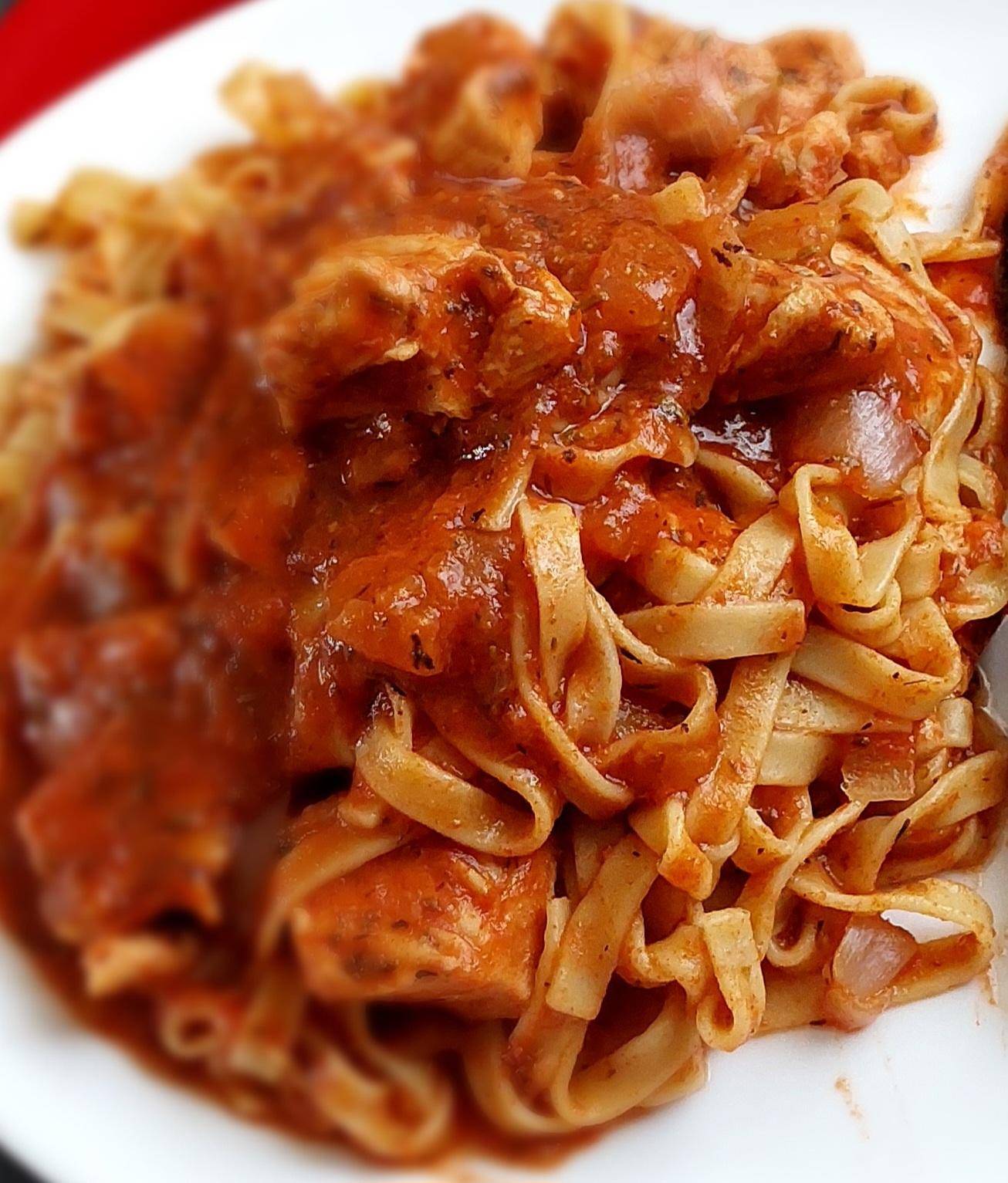 One pot "Tagliatelles poulet" - Recette Cookeo V3 | Moulinex