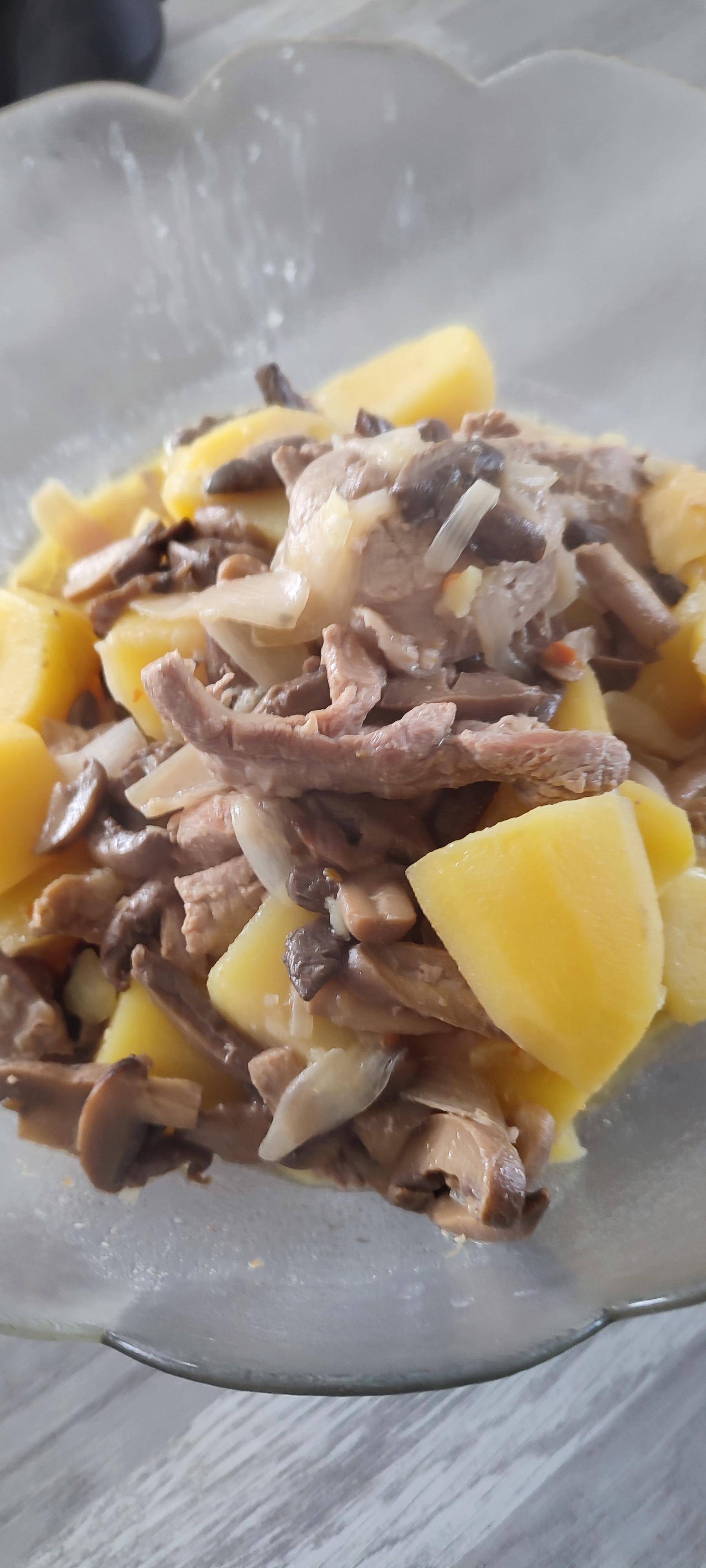 Filet mignon au champignons pommes de terre - Recette Cookeo V3 | Moulinex