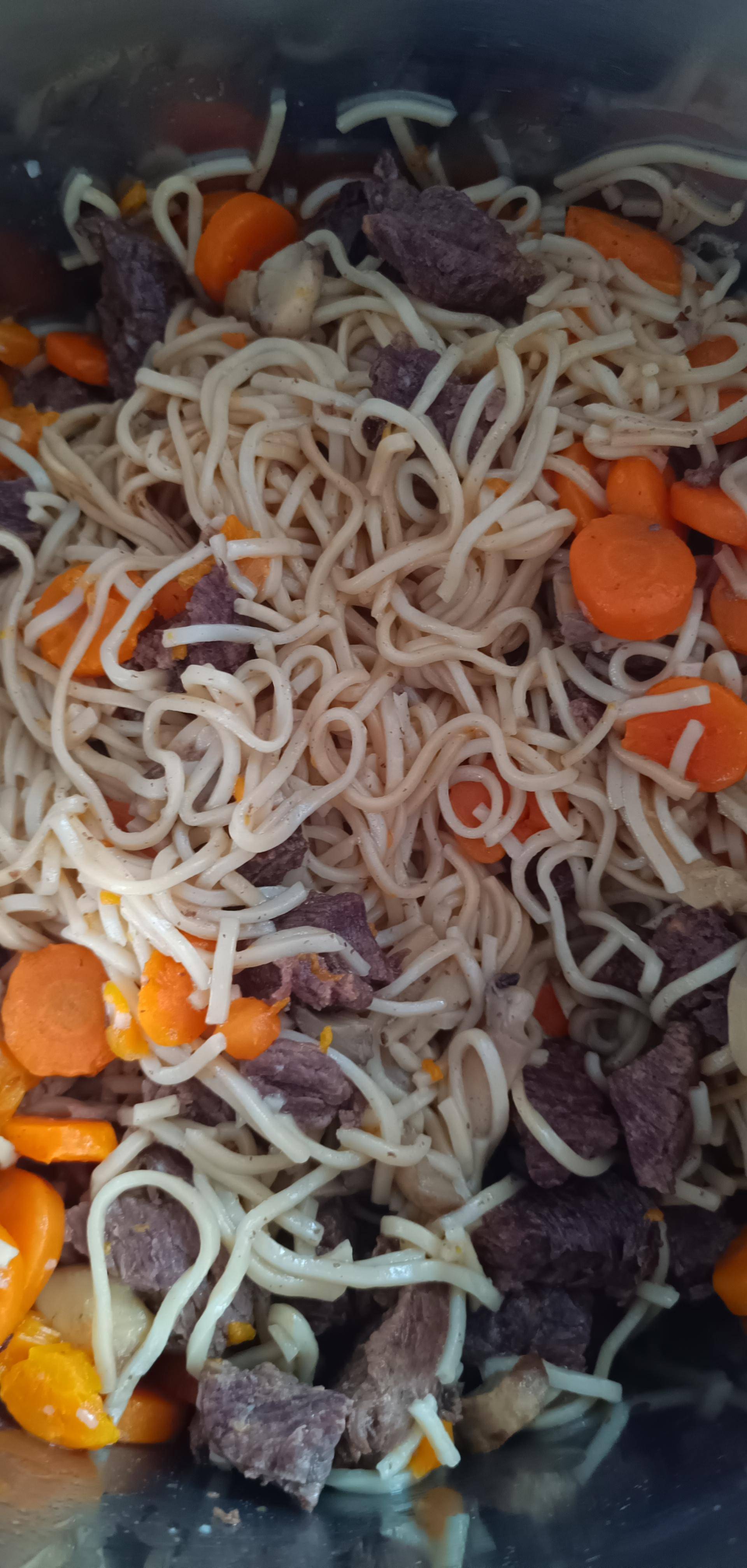 Nouilles sautées boeuf et champignons de Cassou - Recette Cookeo Infinity Autostir | Moulinex