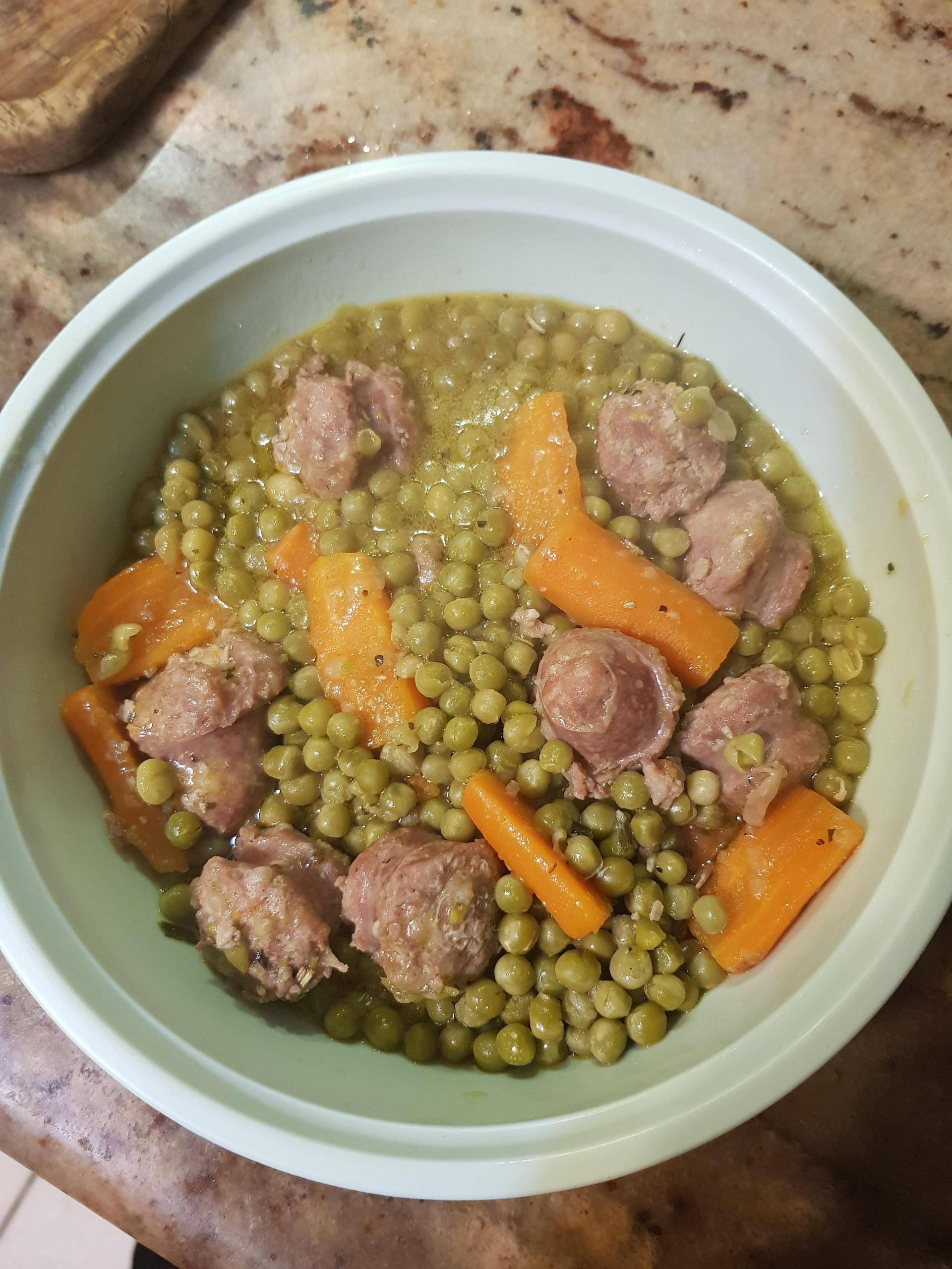Petits pois,carottes et saucisses de Toulouse - Recepten Cookeo | Moulinex